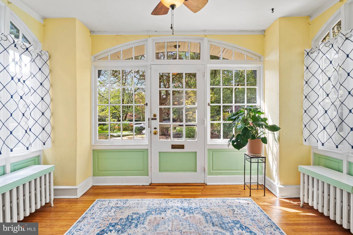 8023 SEMINOLE STREET