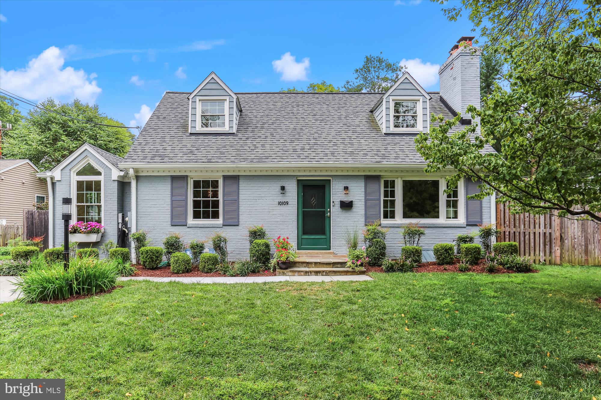 KENSINGTON - Residential