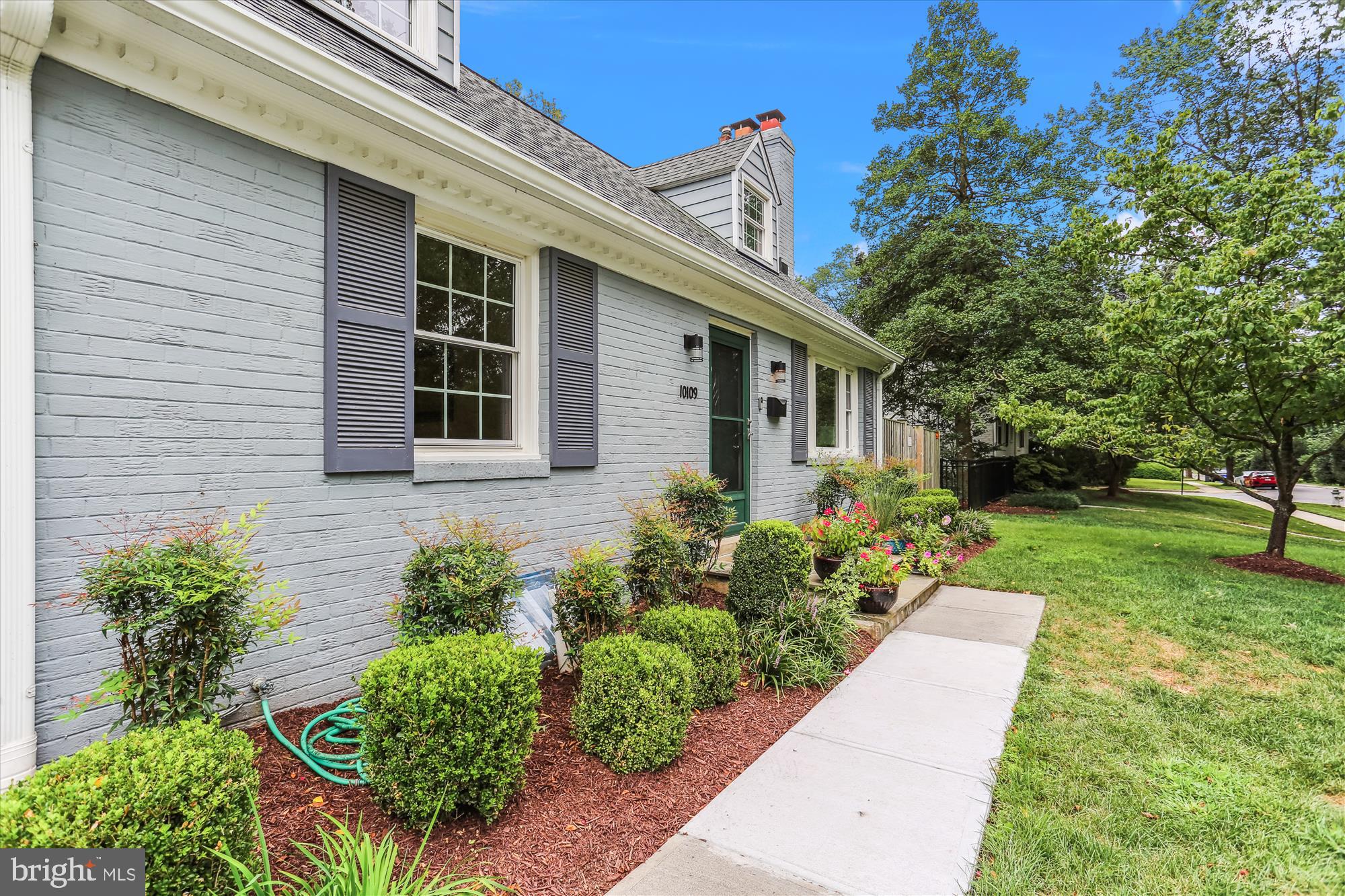 KENSINGTON - Residential