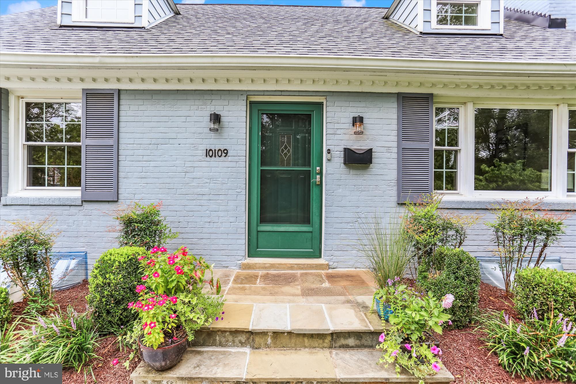 KENSINGTON - Residential