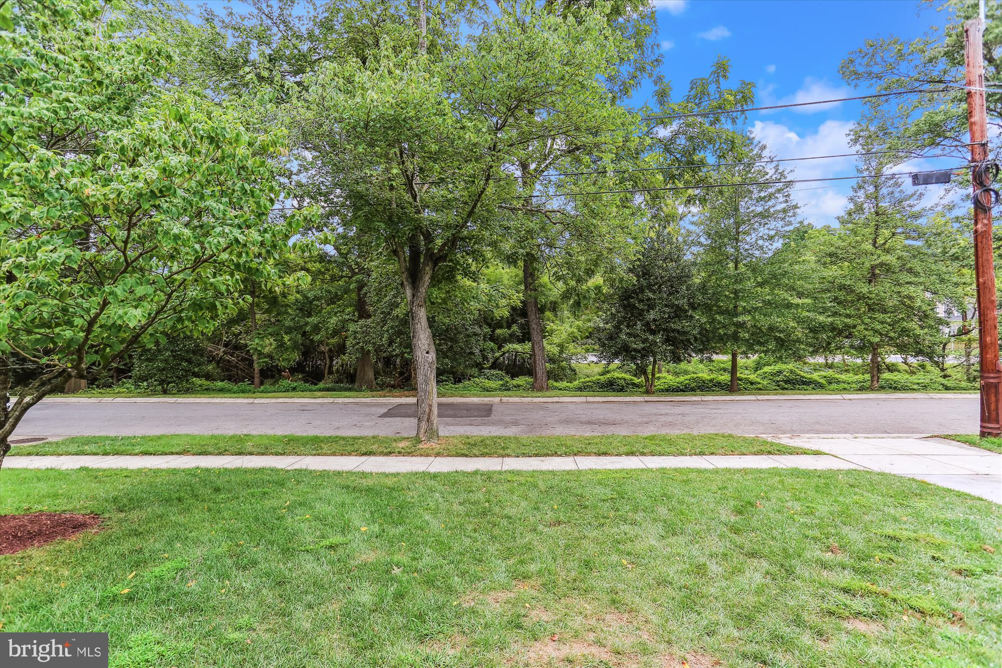 KENSINGTON - Residential