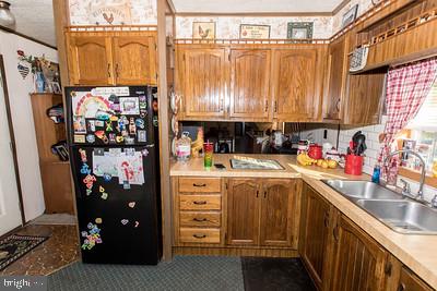 50 RIDGEWOOD MANOR