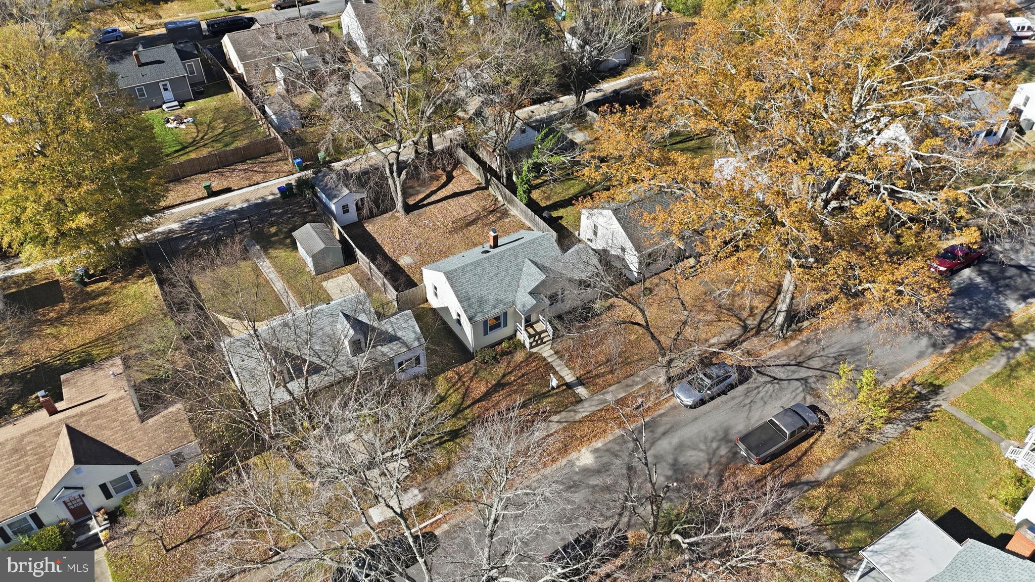 912 FOREST VIEW DRIVE