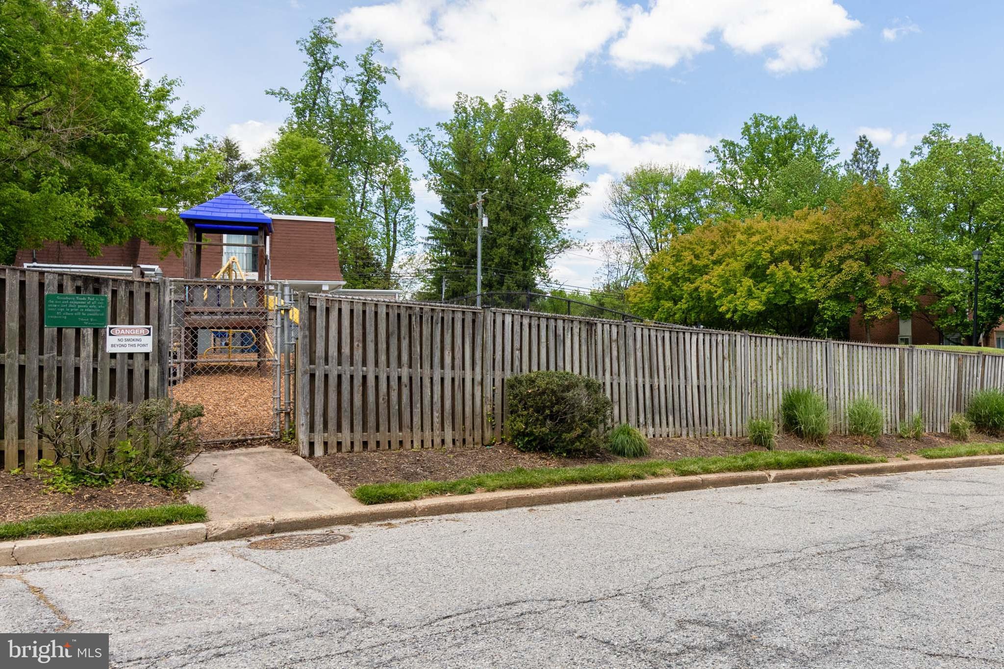 GREENBERRY WOODS - Residential