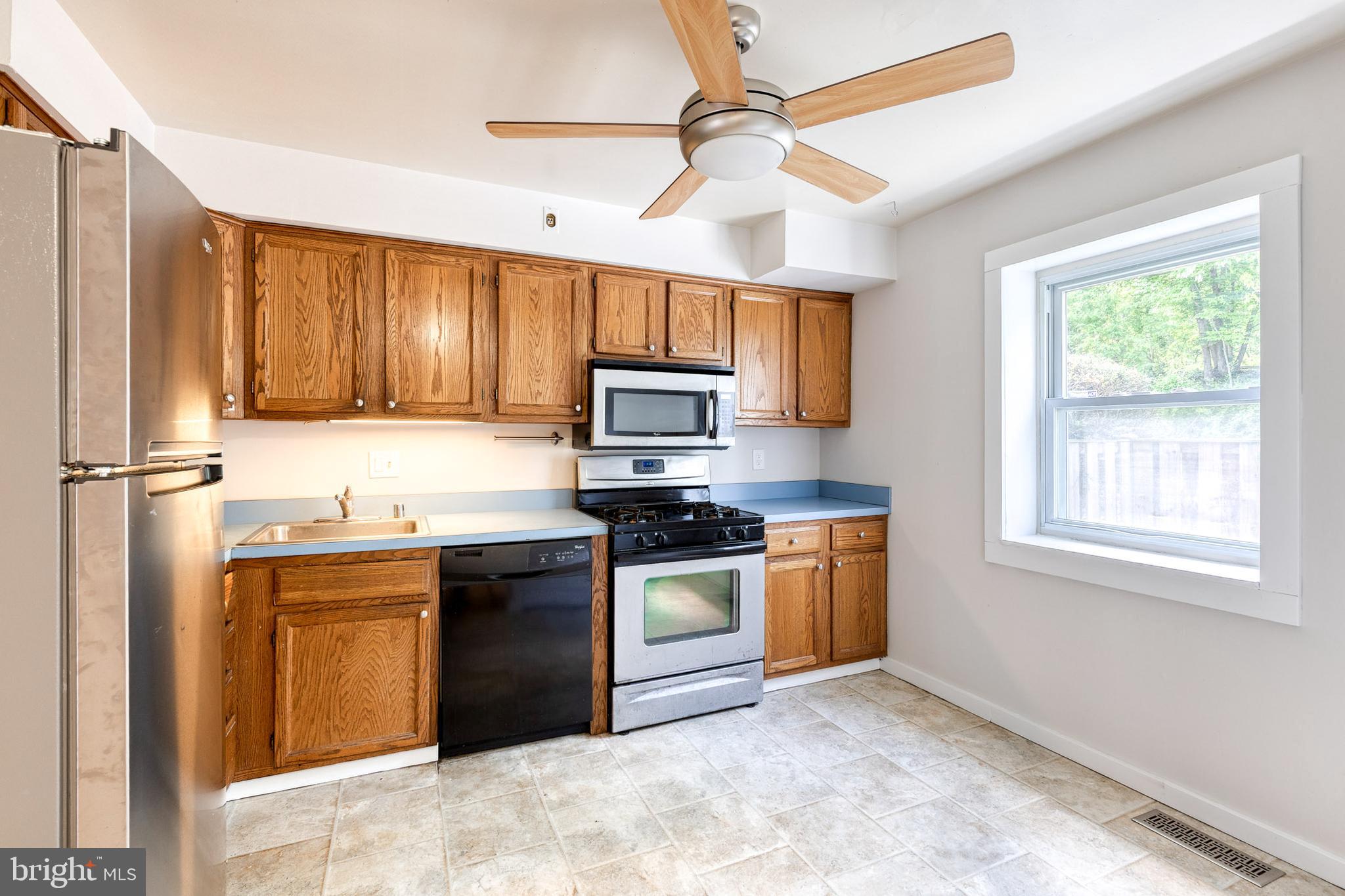 GREENBERRY WOODS - Residential