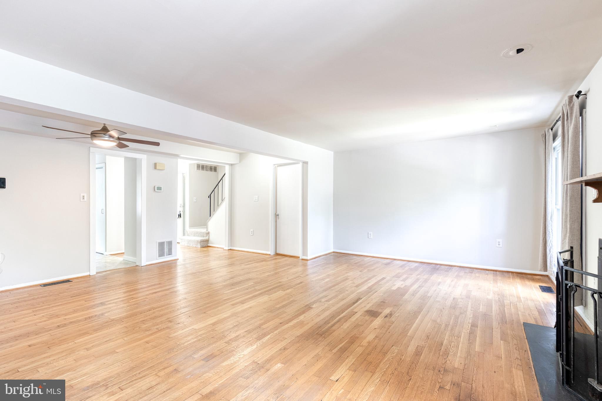 GREENBERRY WOODS - Residential
