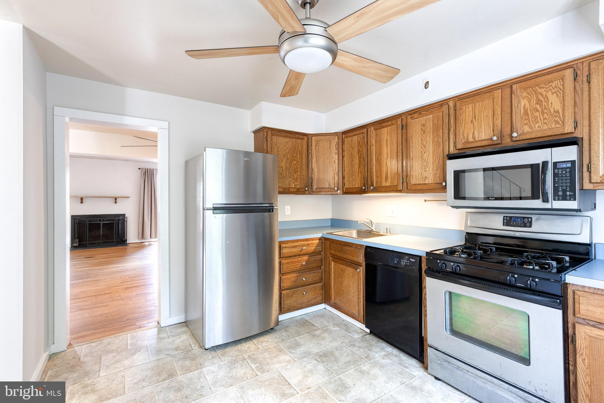GREENBERRY WOODS - Residential