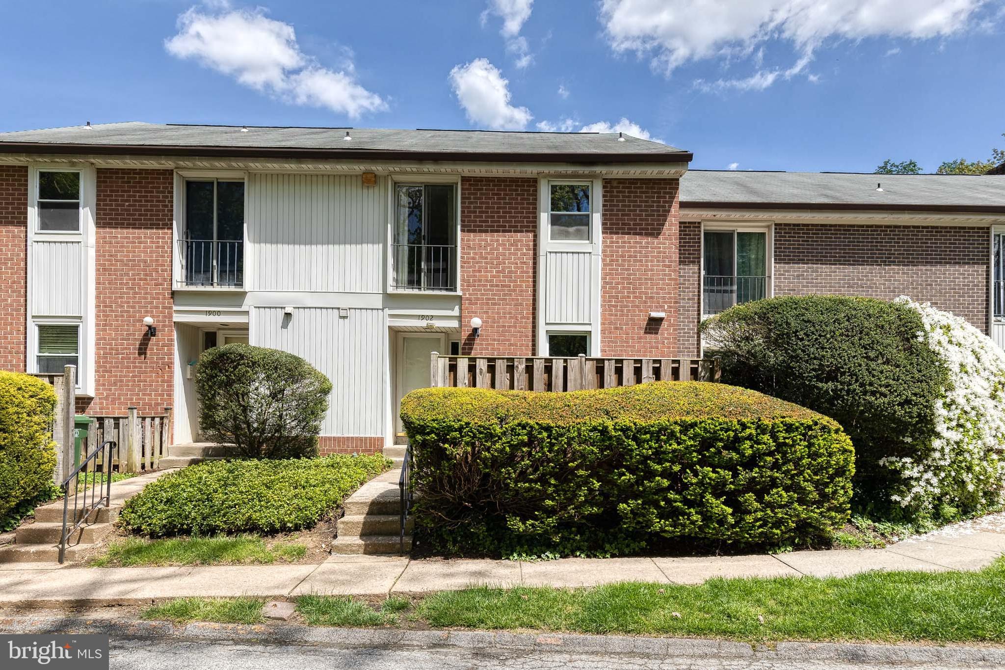 GREENBERRY WOODS - Residential