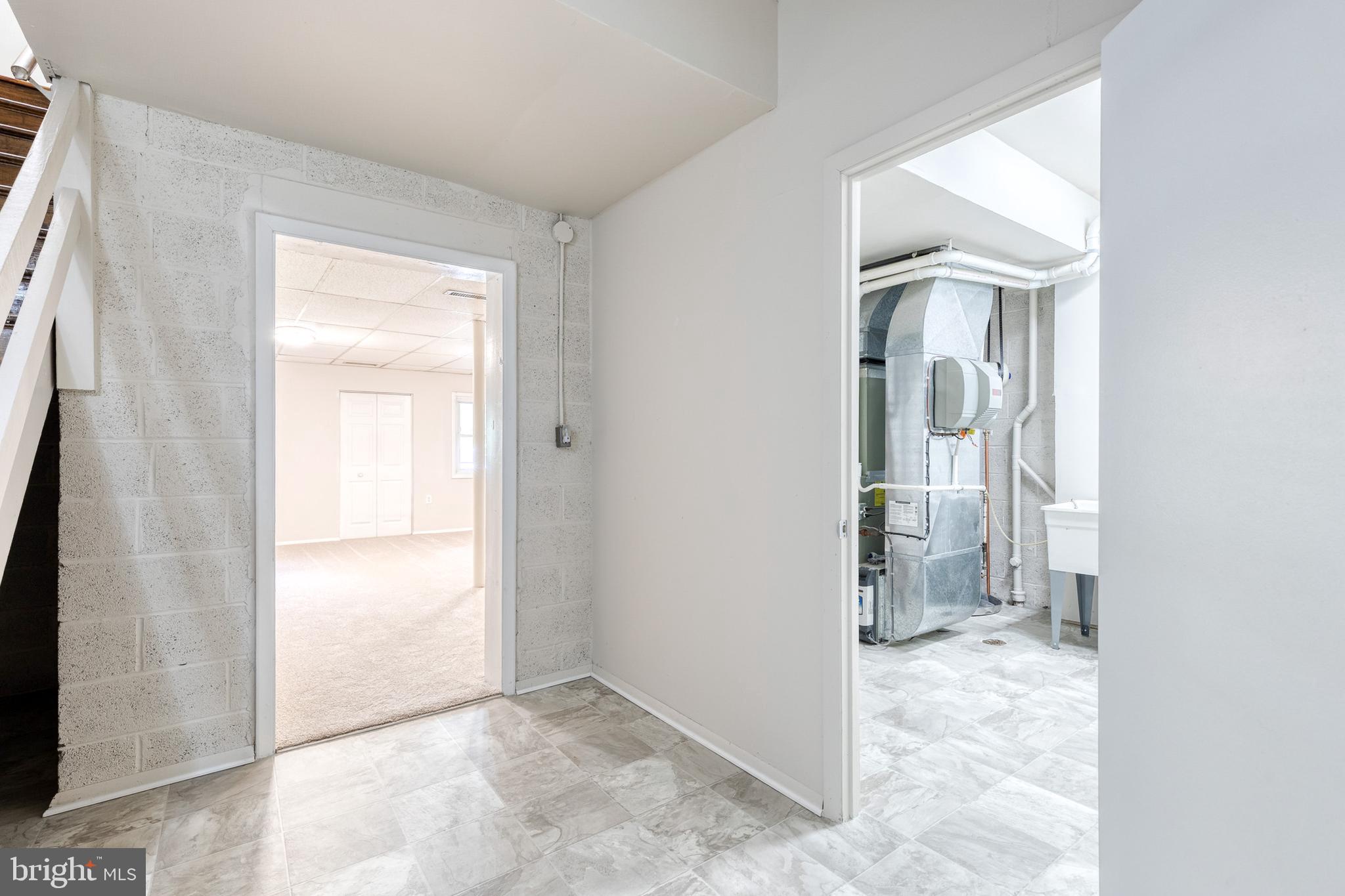 GREENBERRY WOODS - Residential