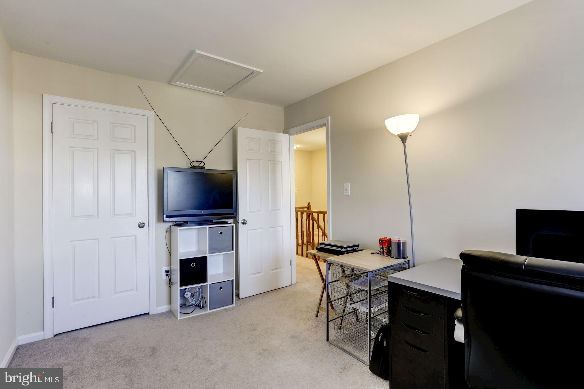 RUNNYMEADE - Residential Lease