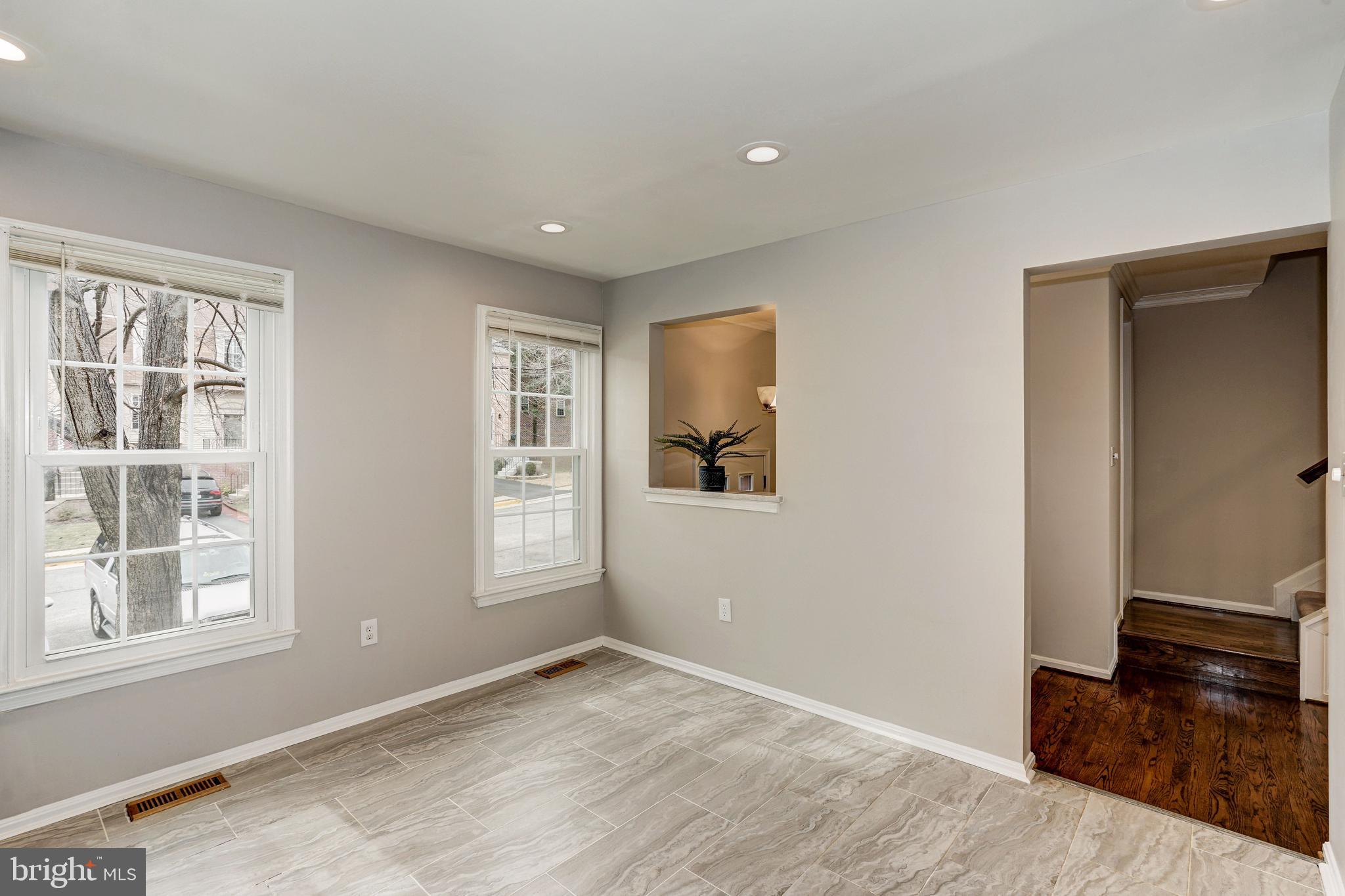 DAVENTRY - Residential