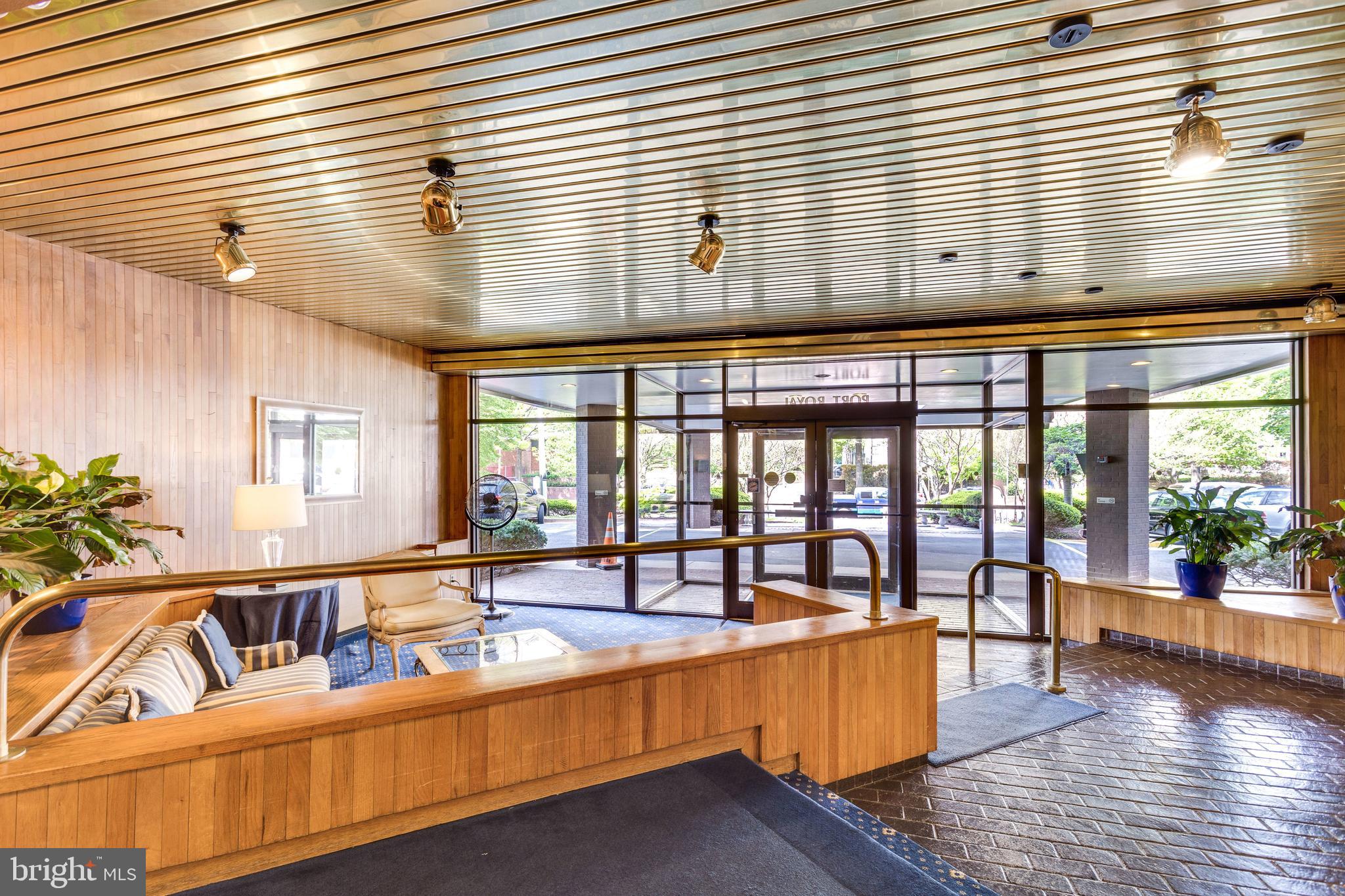 OLD TOWN ALEXANDRIA - Residential