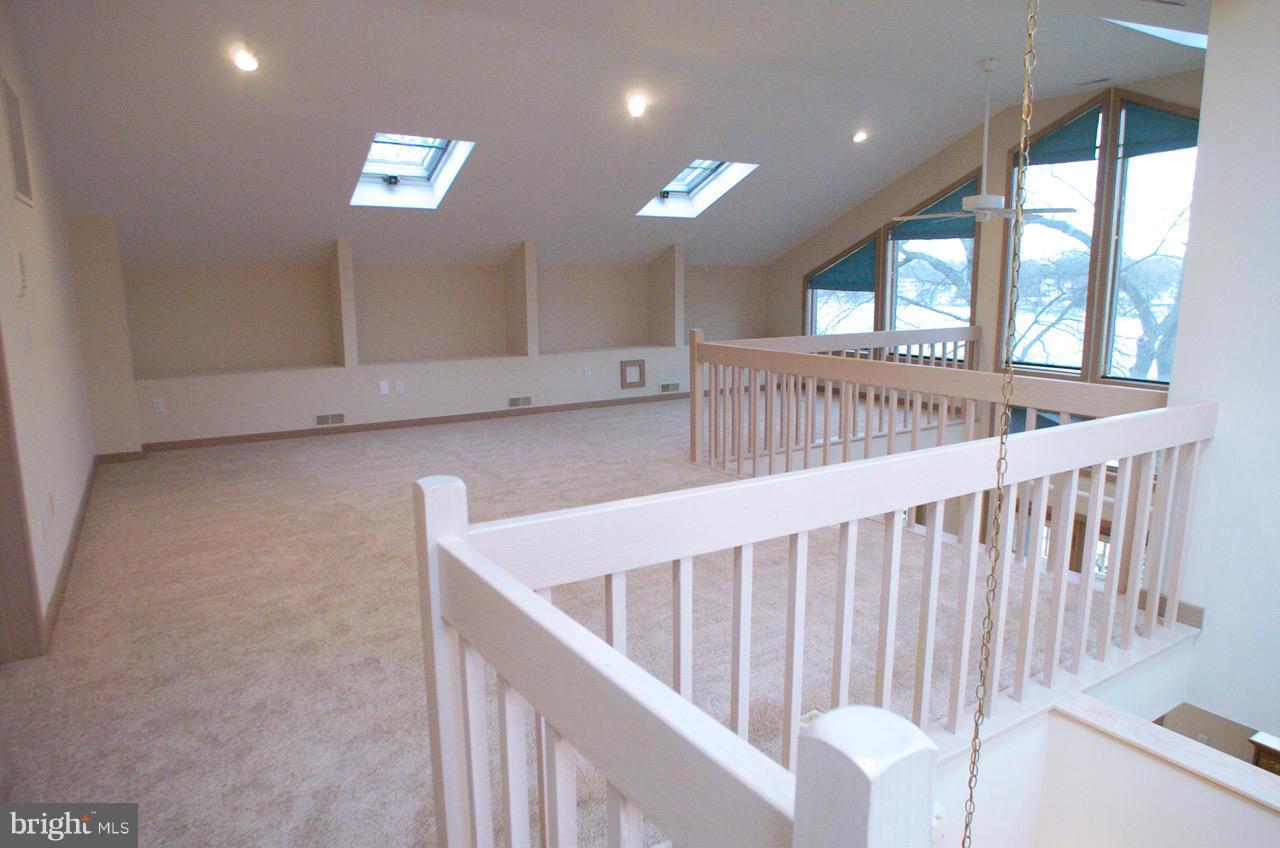 HIGHLAND BEACH - Residential