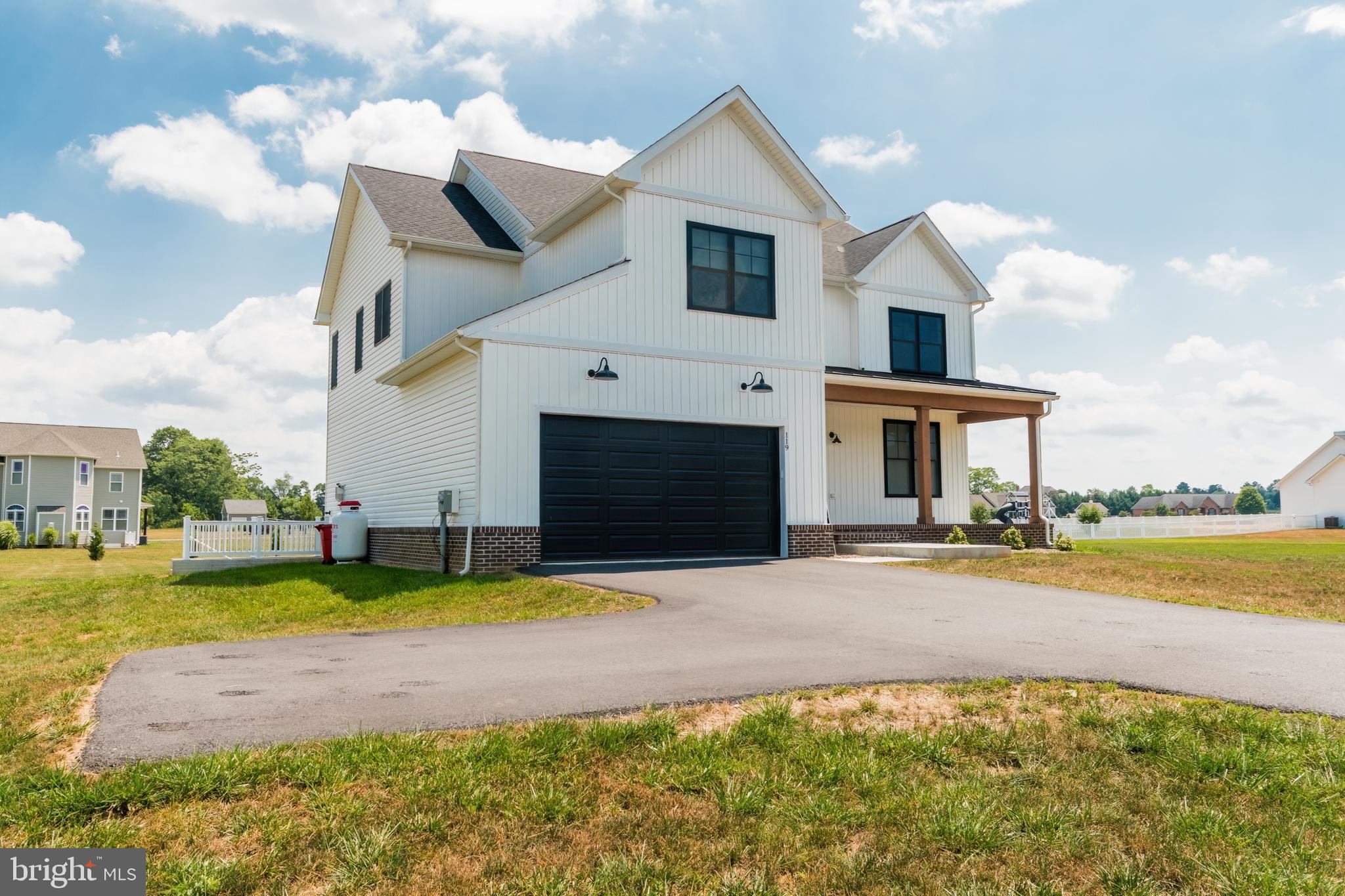 LITTLE GEORGETOWN ESTATES - Residential