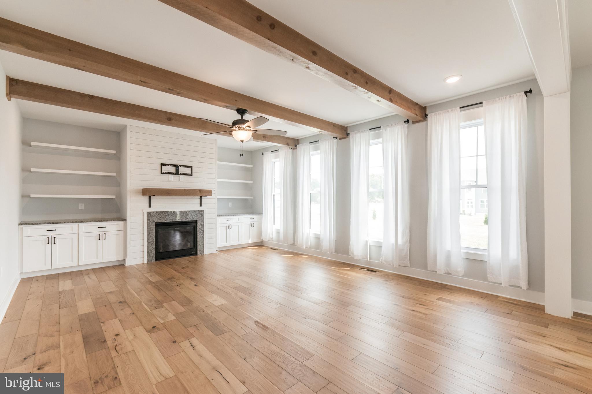 LITTLE GEORGETOWN ESTATES - Residential