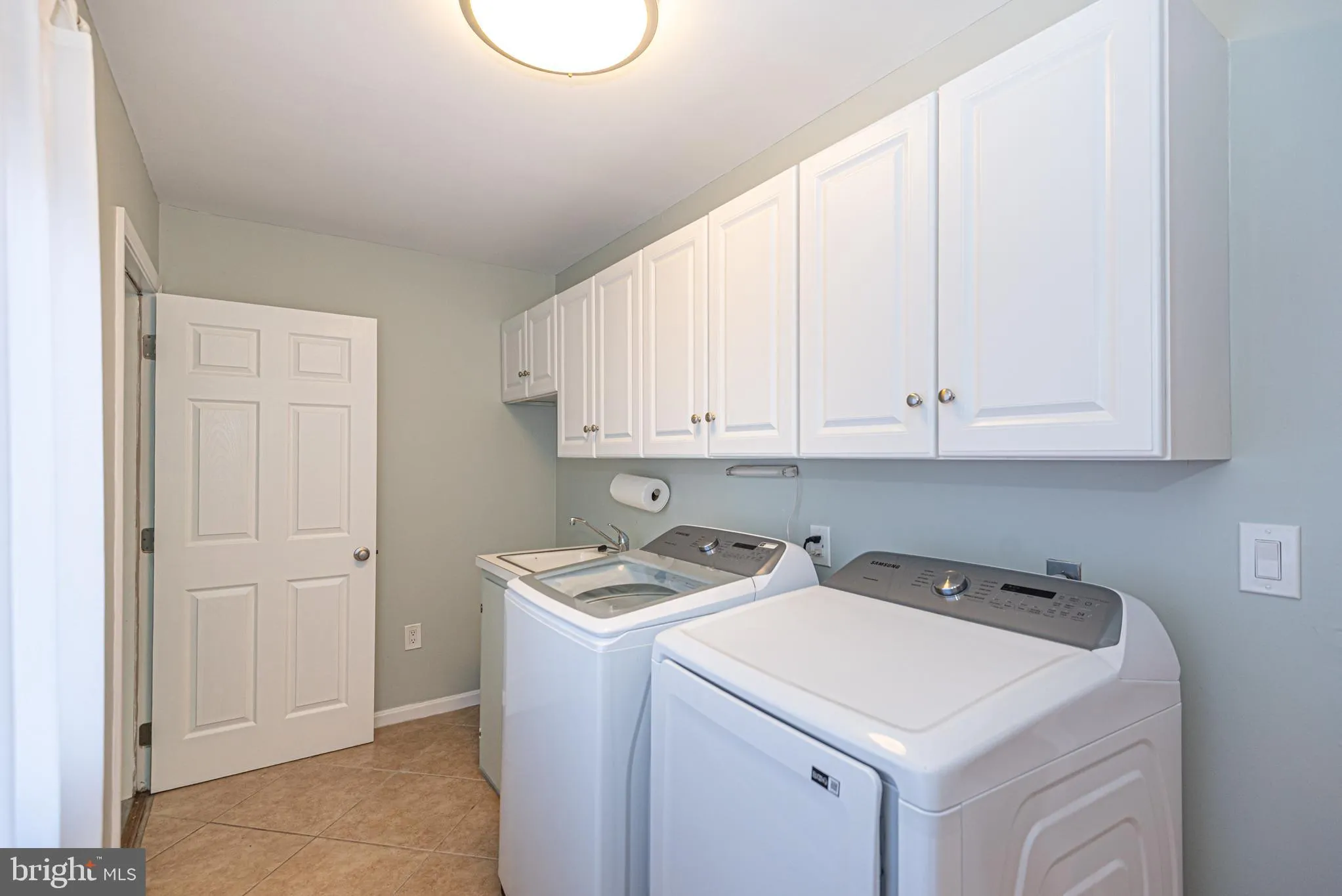 Berlin, Maryland 21811, United States, 4 Bedrooms Bedrooms, ,3 BathroomsBathrooms,Residential,Coming Soon,234822