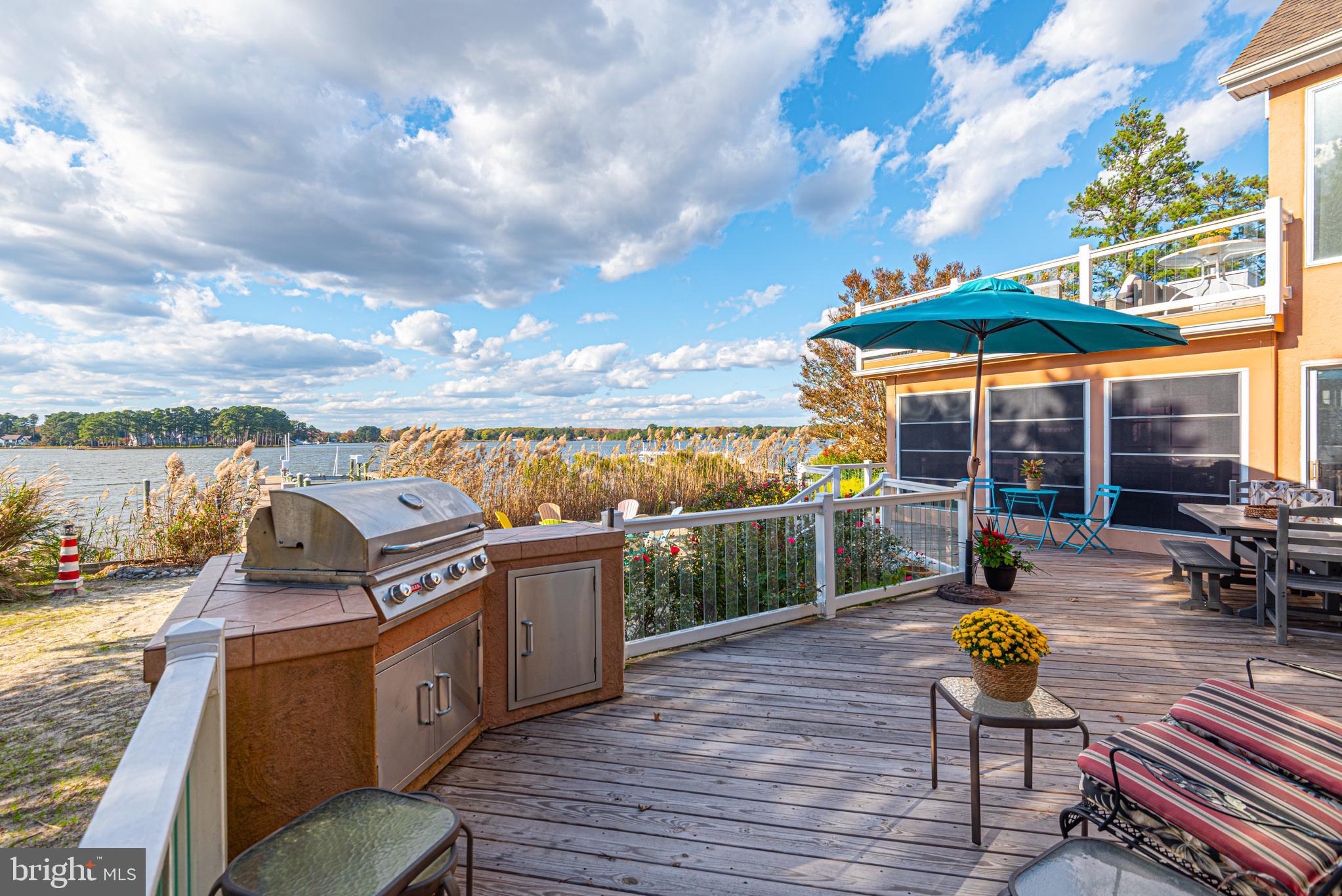 ST MARTINS BY THE BAY - Residential