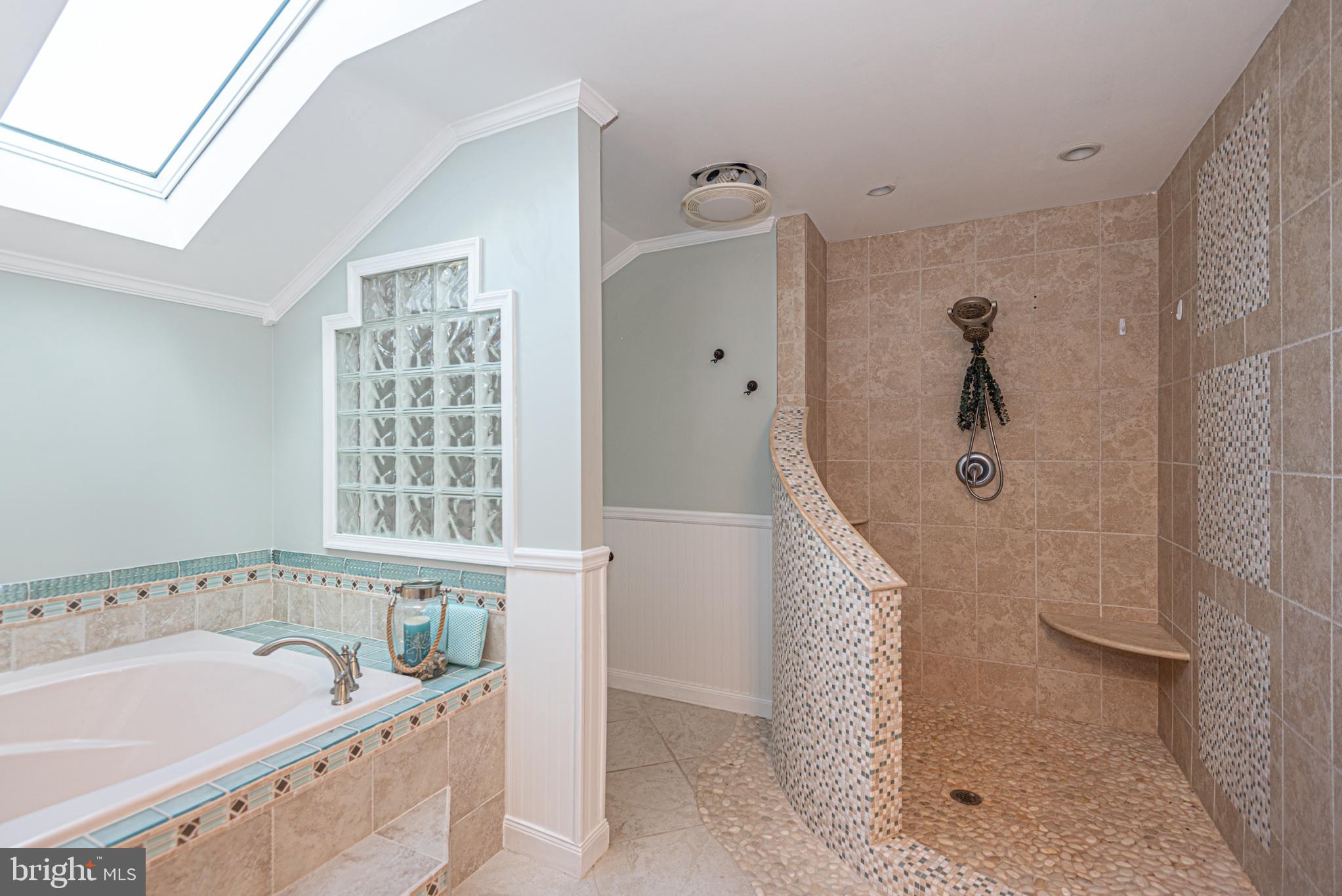 ST MARTINS BY THE BAY - Residential