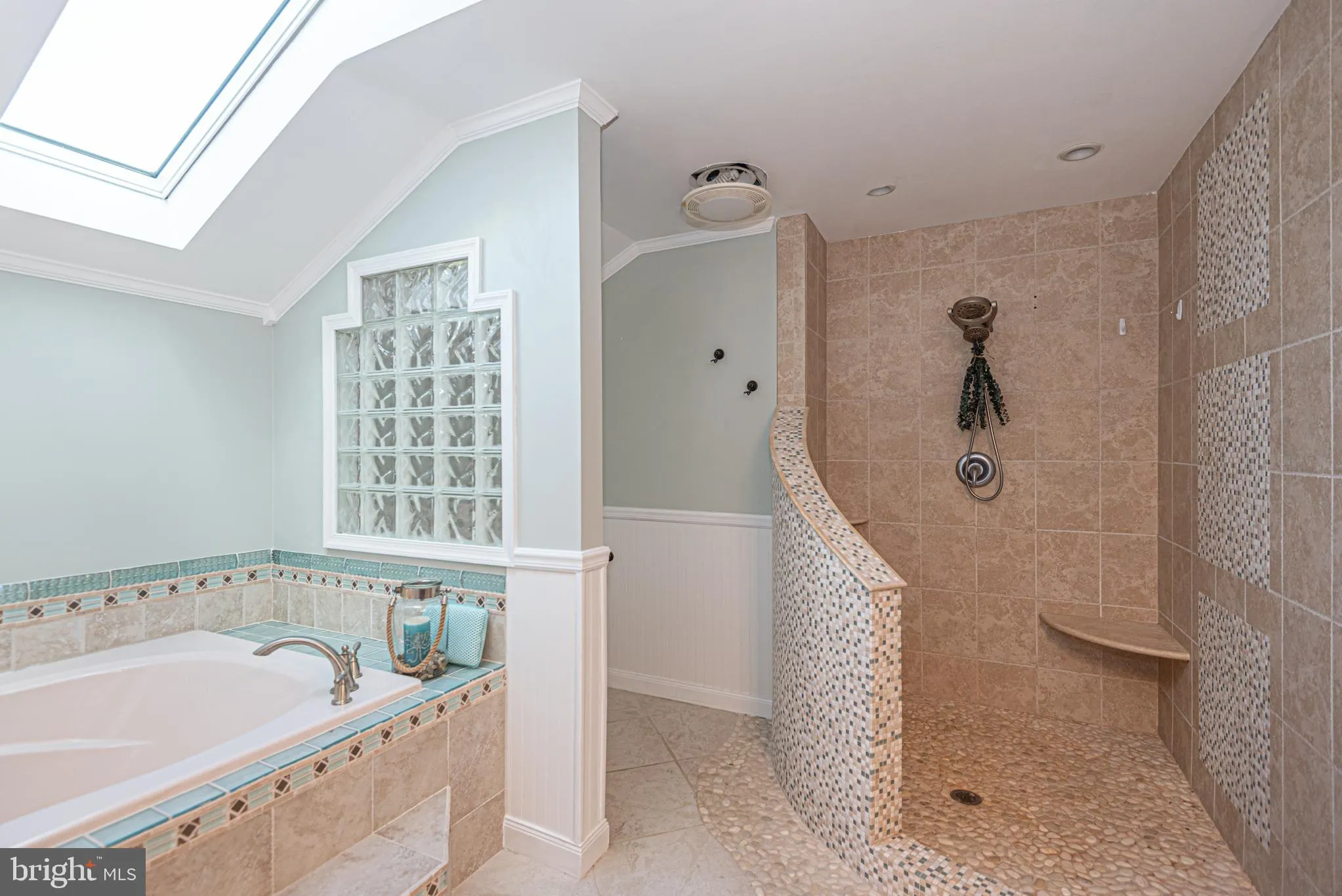 Berlin, Maryland 21811, United States, 4 Bedrooms Bedrooms, ,3 BathroomsBathrooms,Residential,Coming Soon,234822