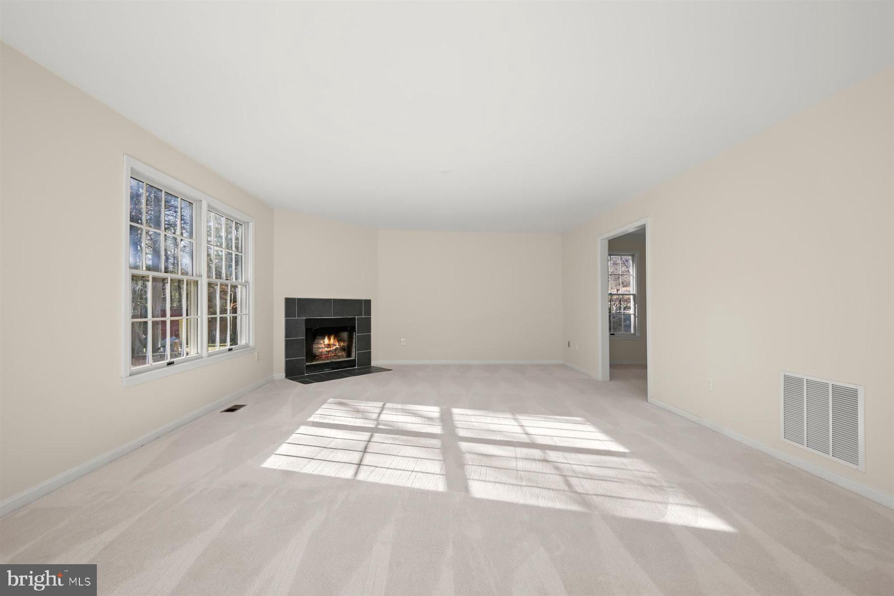 NAZARIO WOODS - Residential