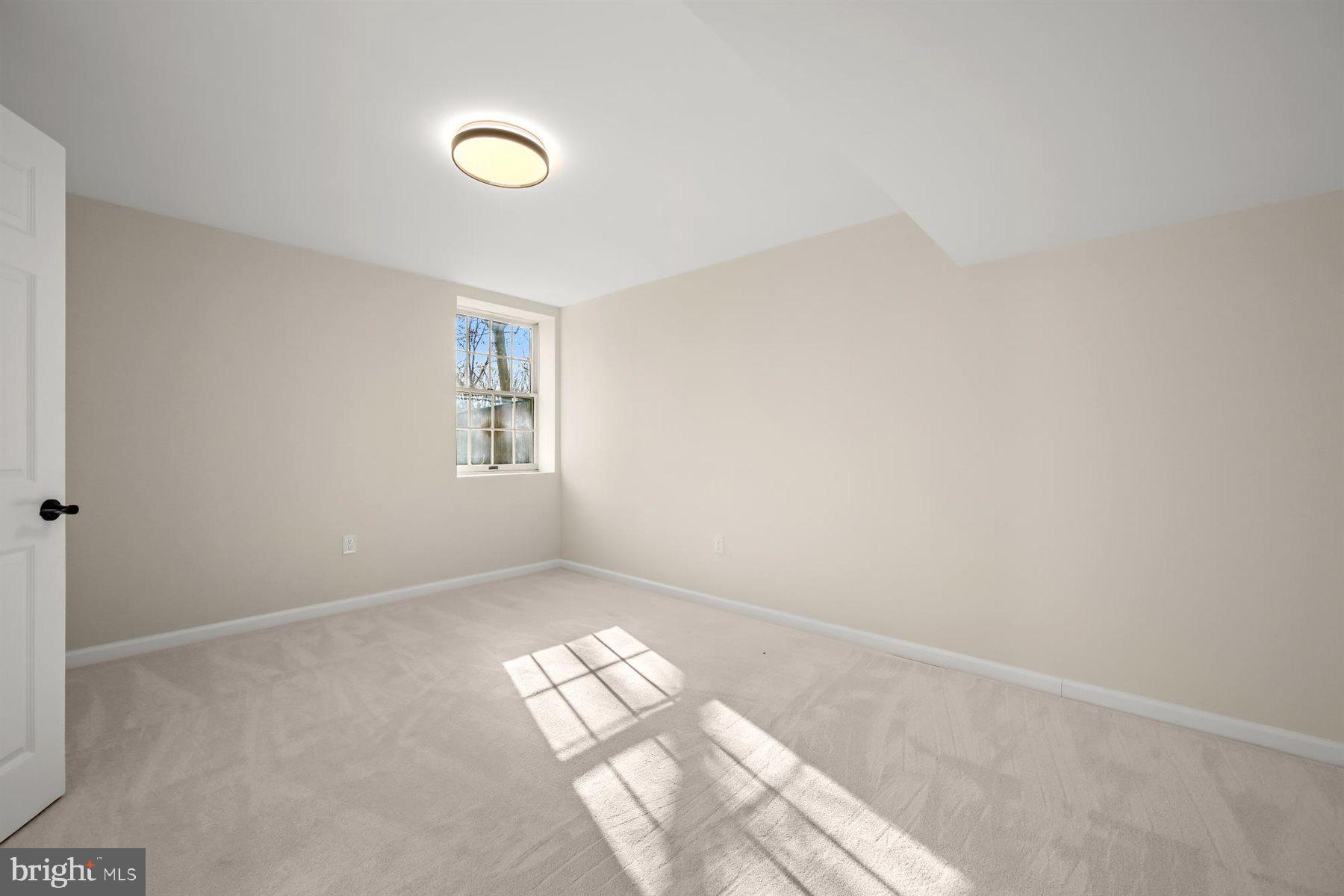 NAZARIO WOODS - Residential