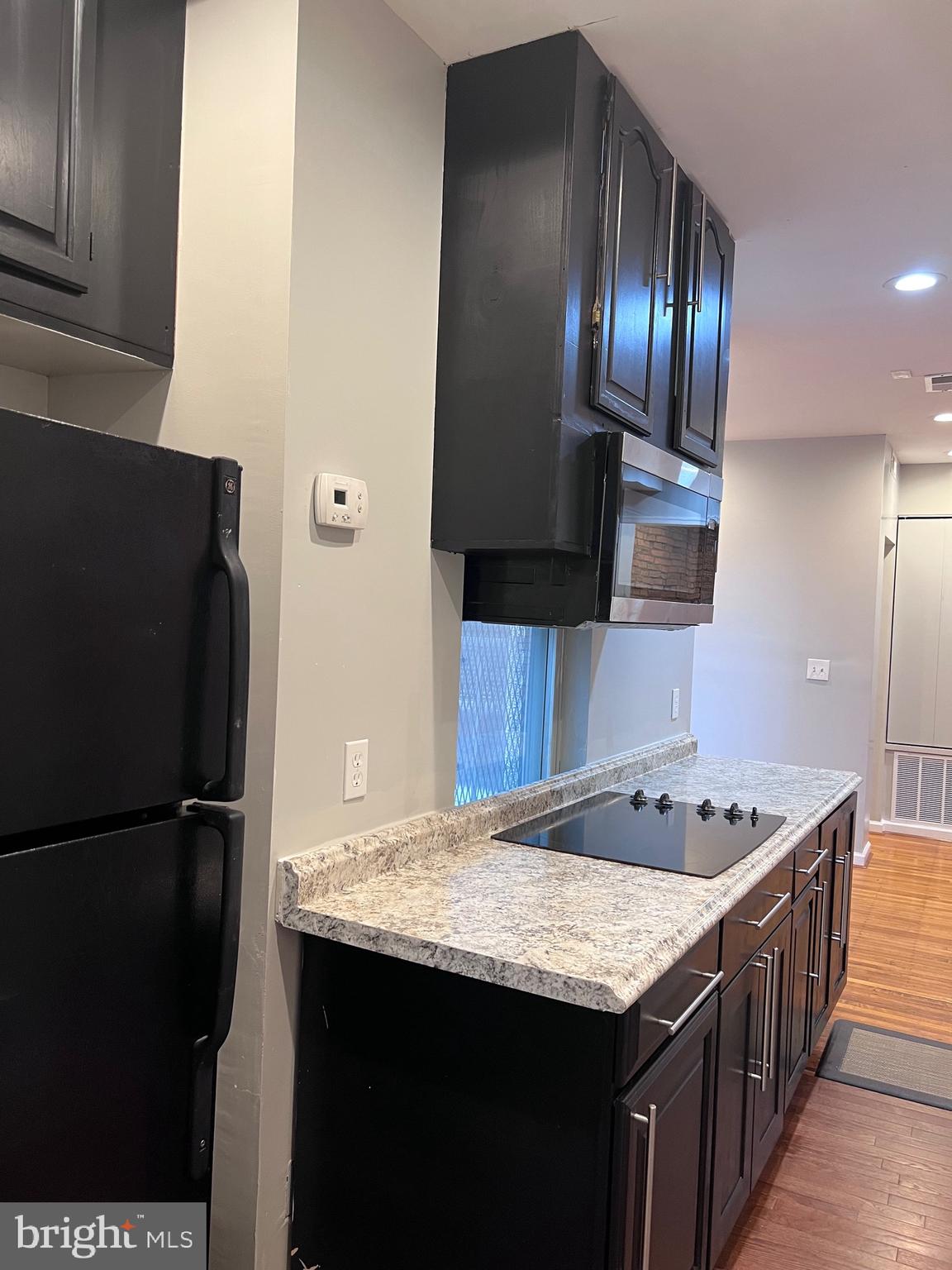 CHARLES VILLAGE - Residential Lease