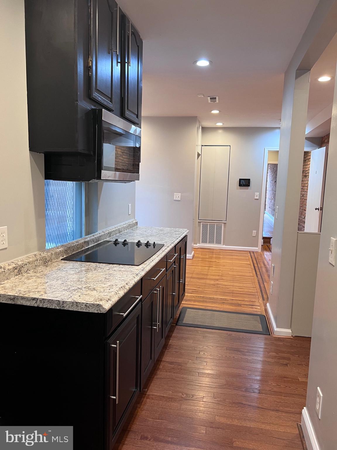 CHARLES VILLAGE - Residential Lease