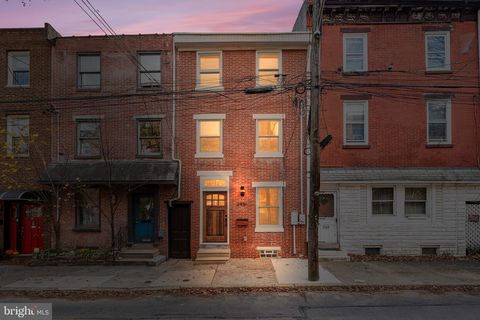 Photo of 2551 Salmon Street, PHILADELPHIA, PA 19125 (MLS # PAPH2561574)