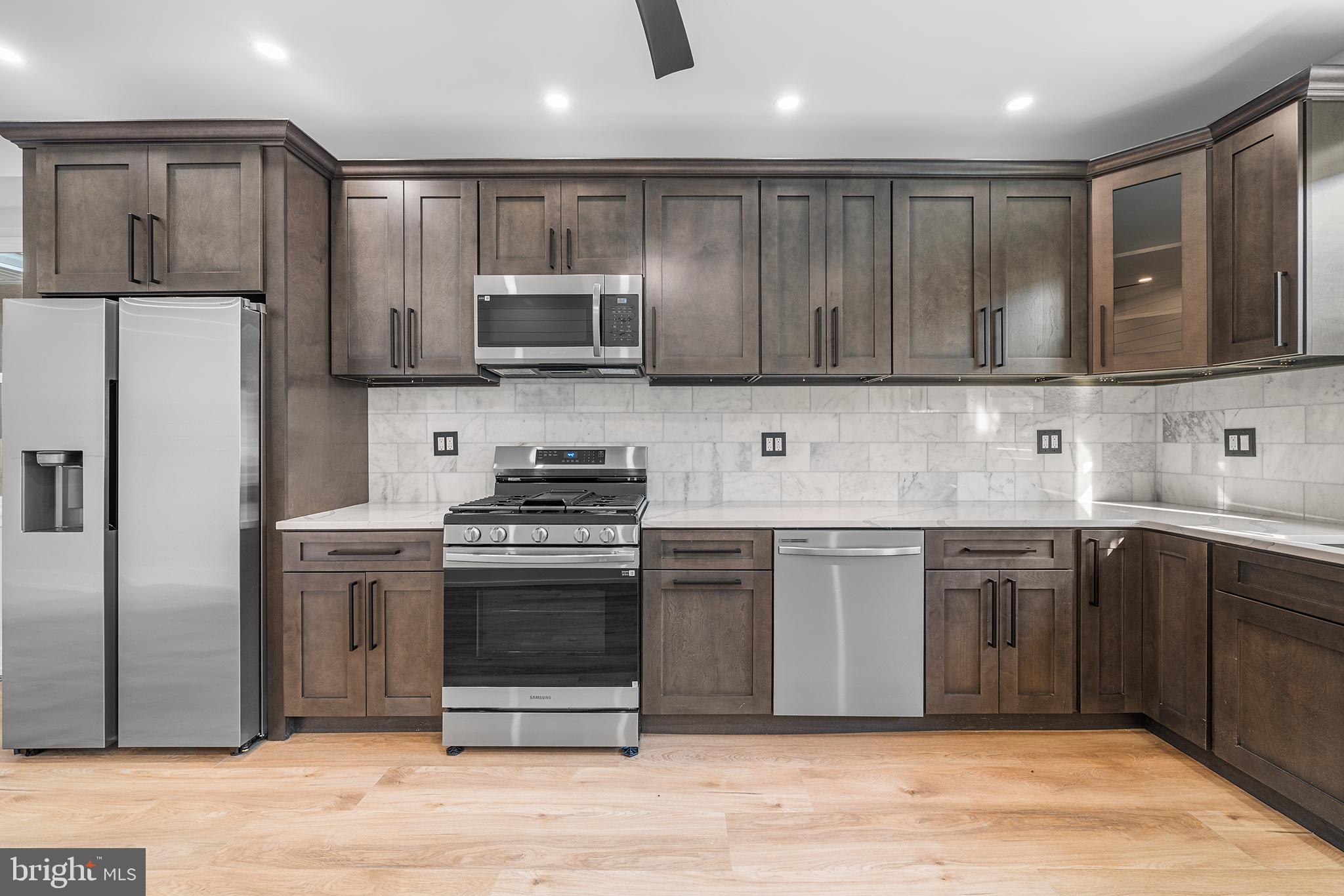 FISHTOWN - Residential