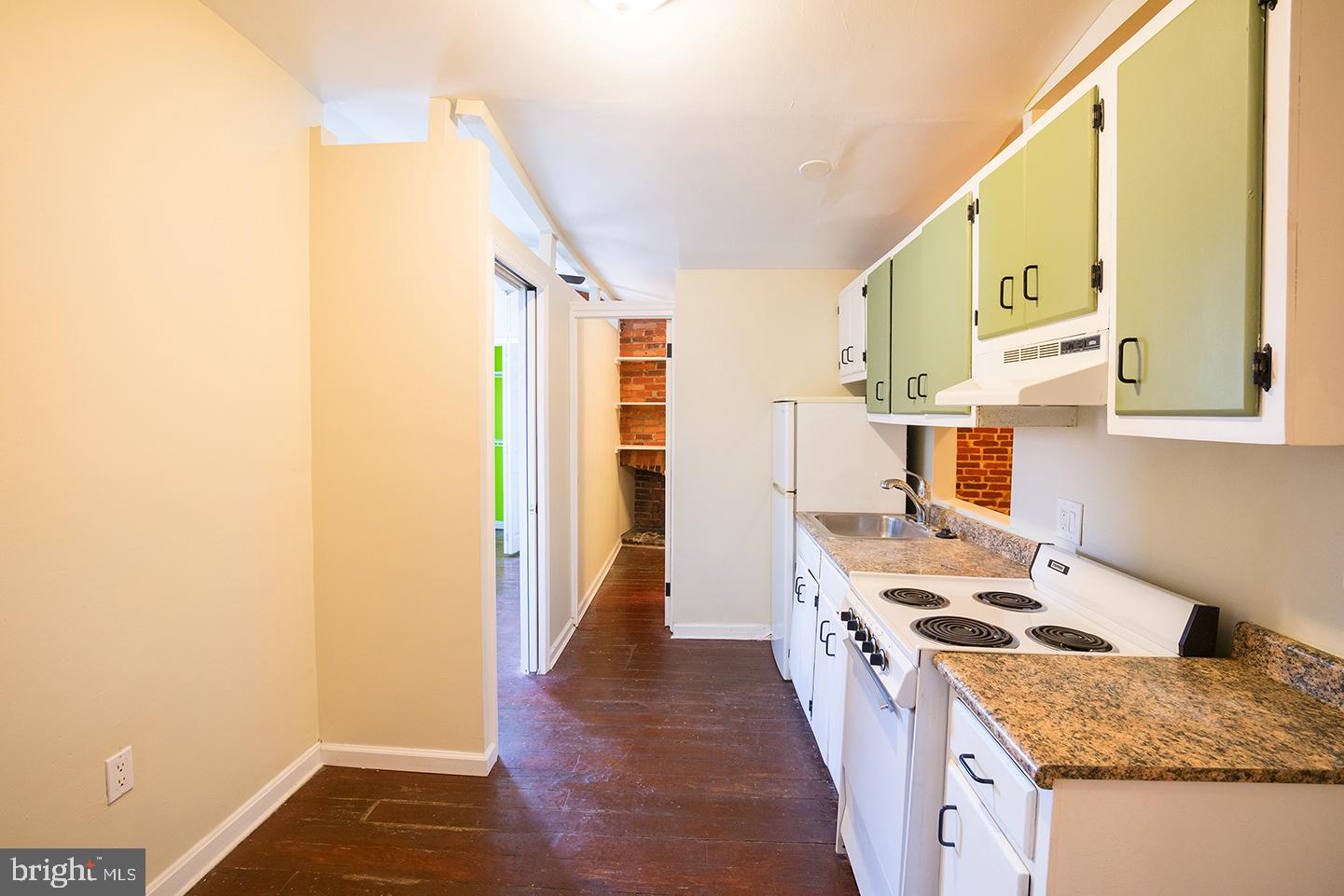 EAST PASSYUNK CROSSING - Residential Lease