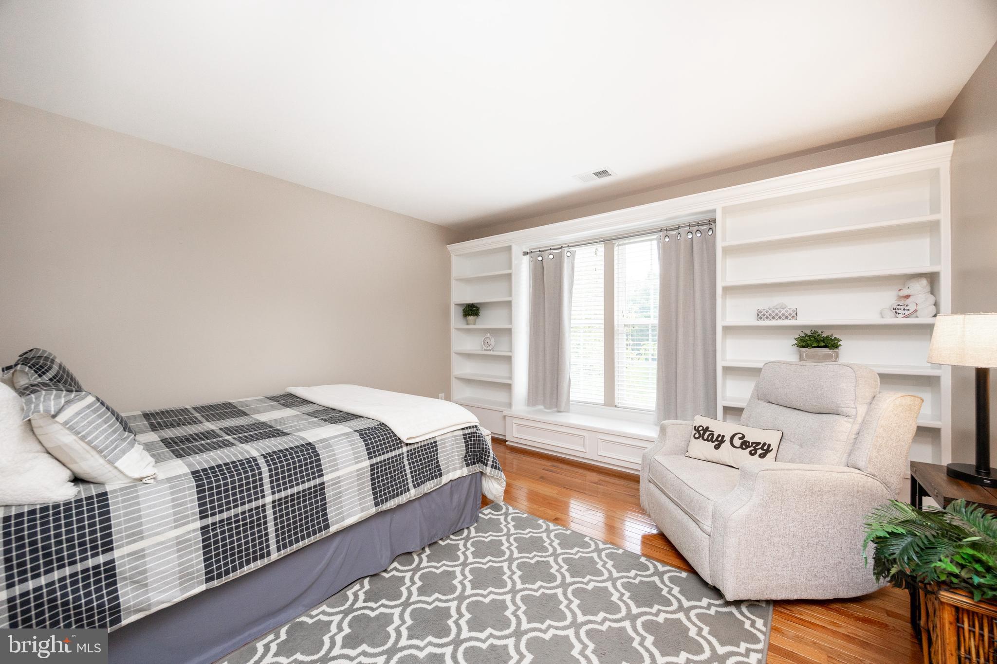 TATTERSALL - Residential