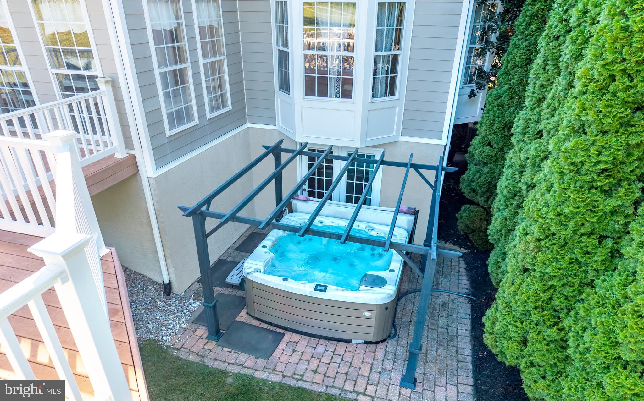 TATTERSALL - Residential