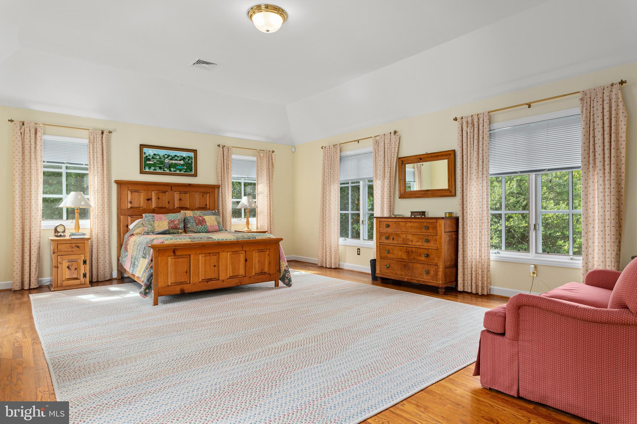 GLADWYNE - Residential