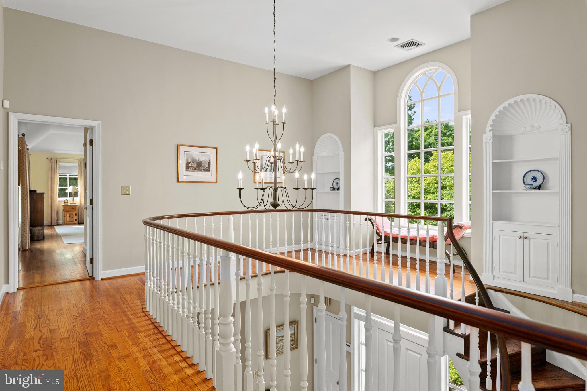 GLADWYNE - Residential