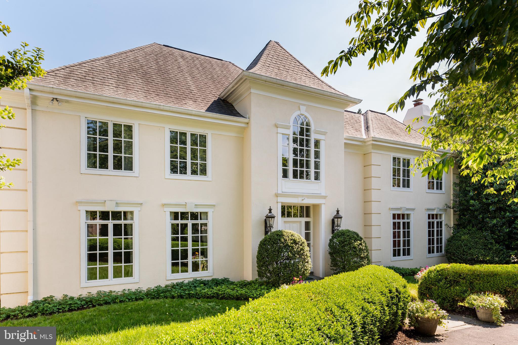 GLADWYNE - Residential