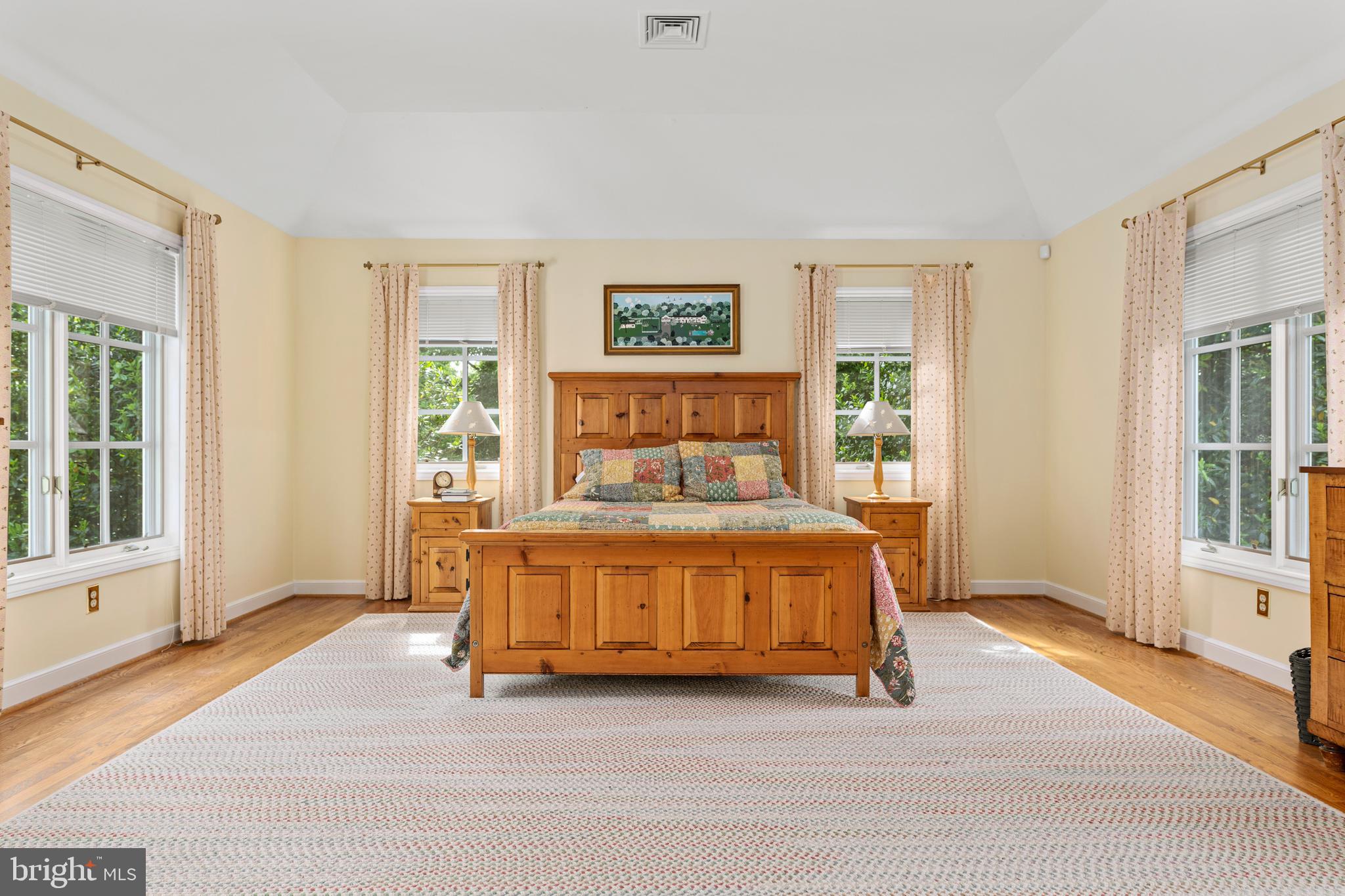 GLADWYNE - Residential