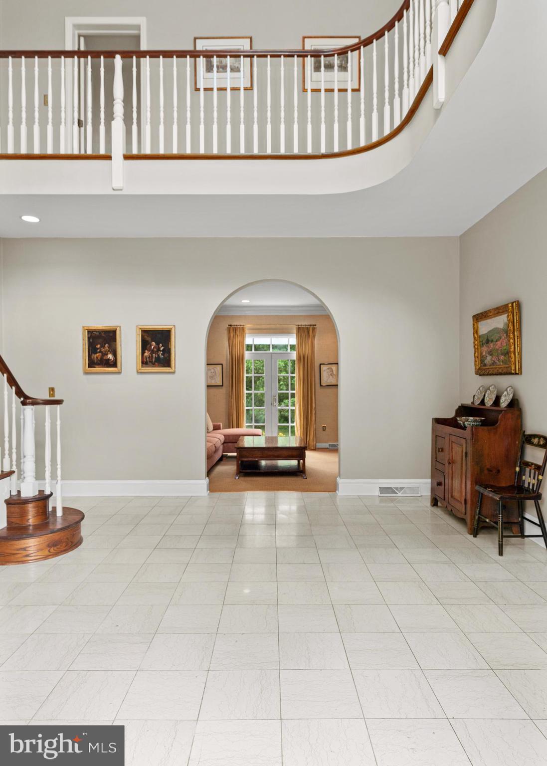 GLADWYNE - Residential