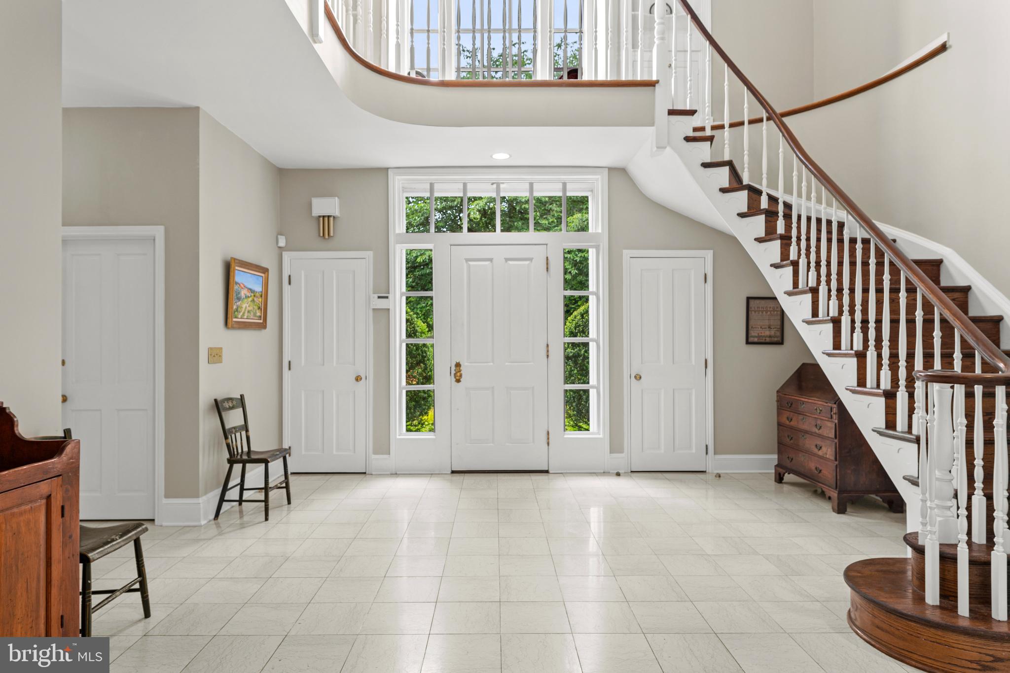 GLADWYNE - Residential