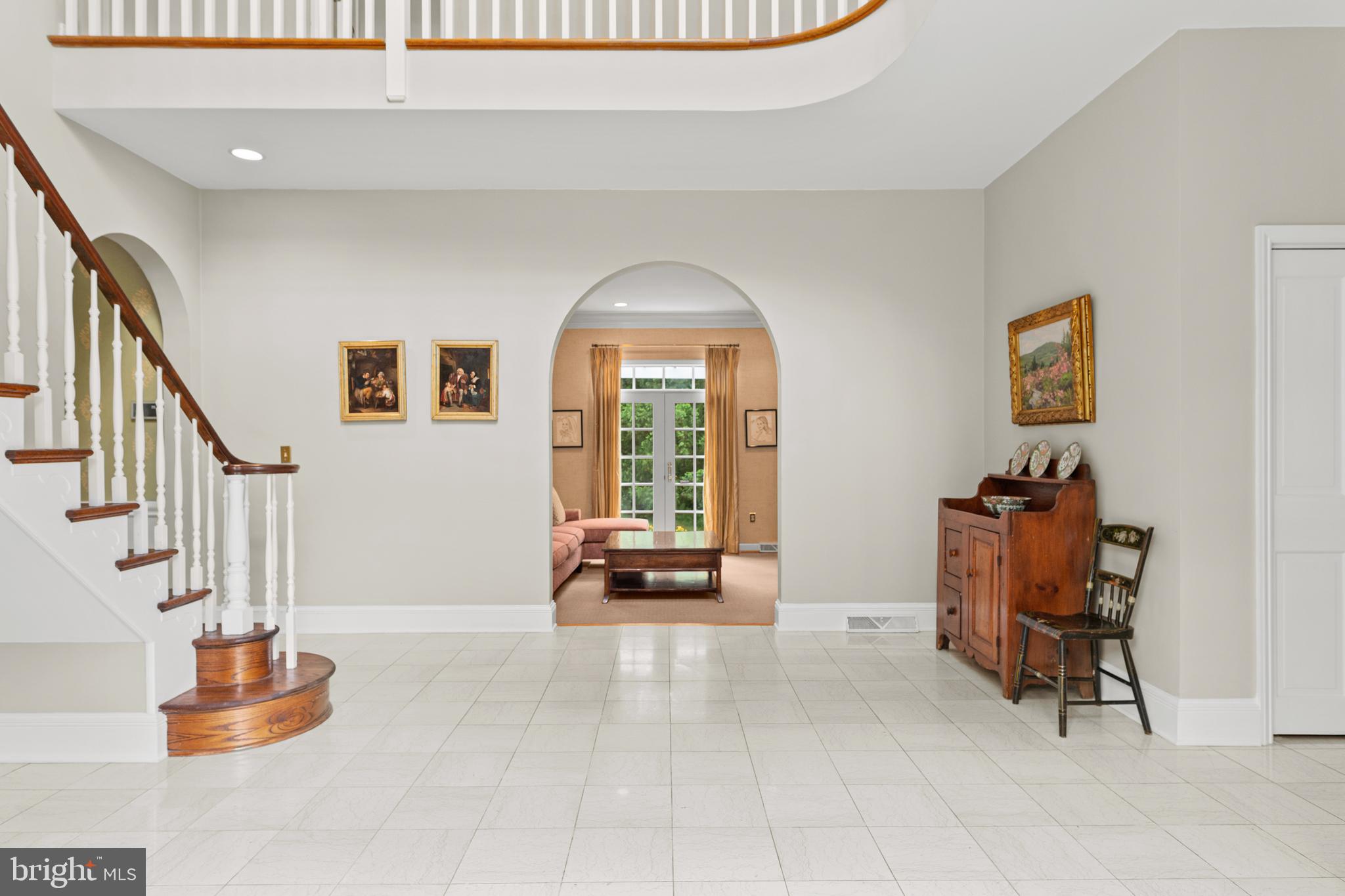 GLADWYNE - Residential