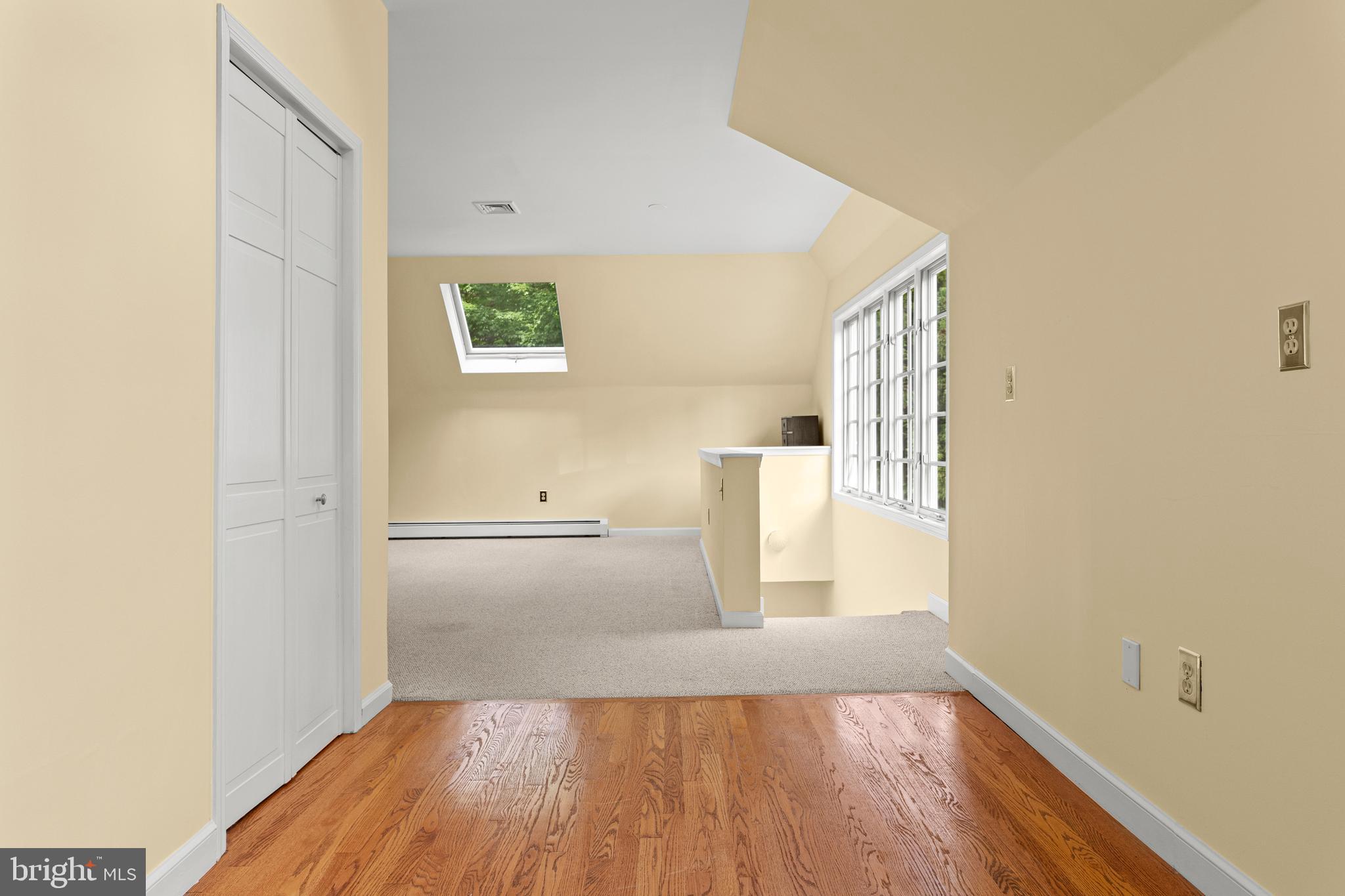 GLADWYNE - Residential