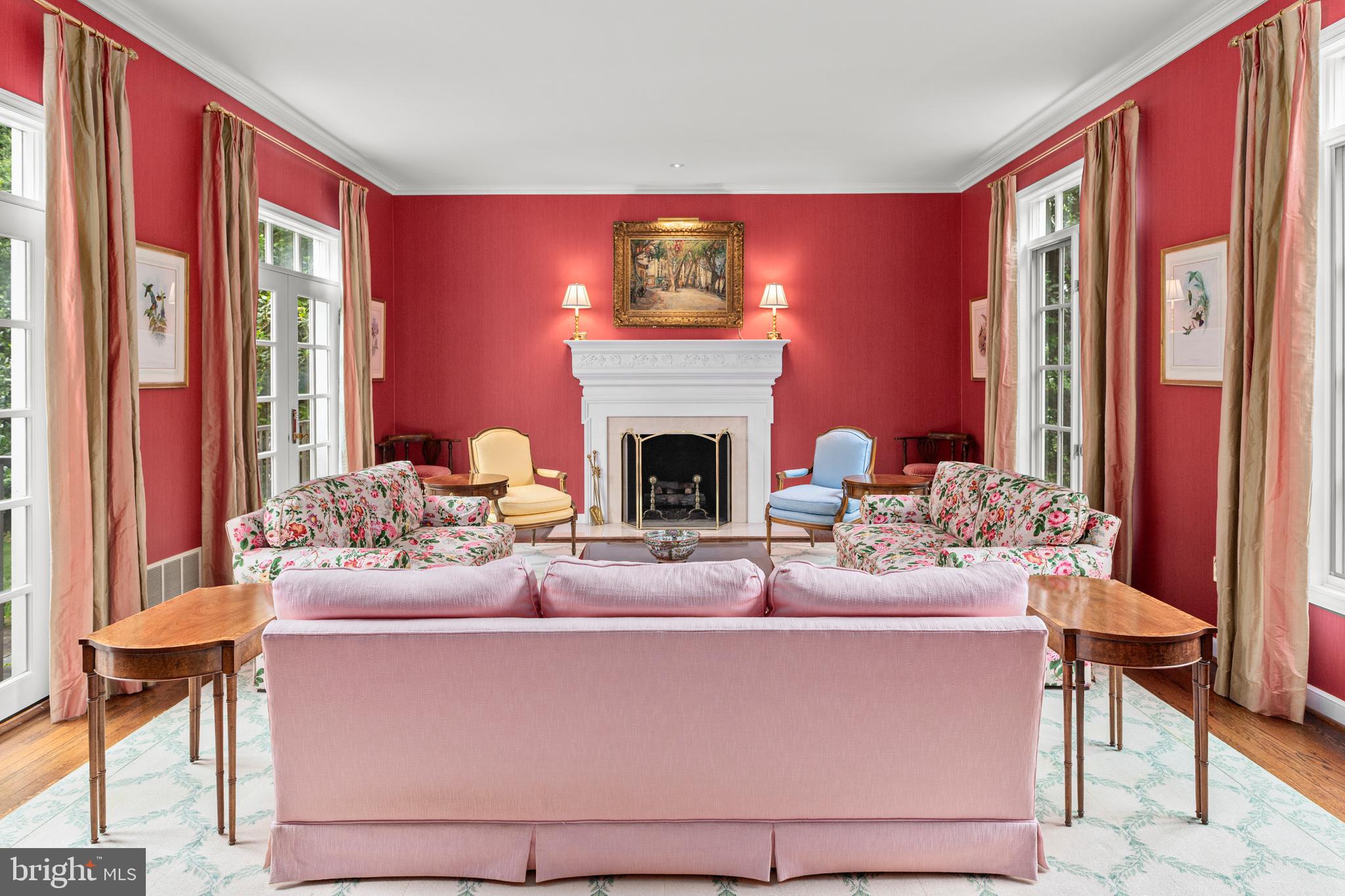 GLADWYNE - Residential