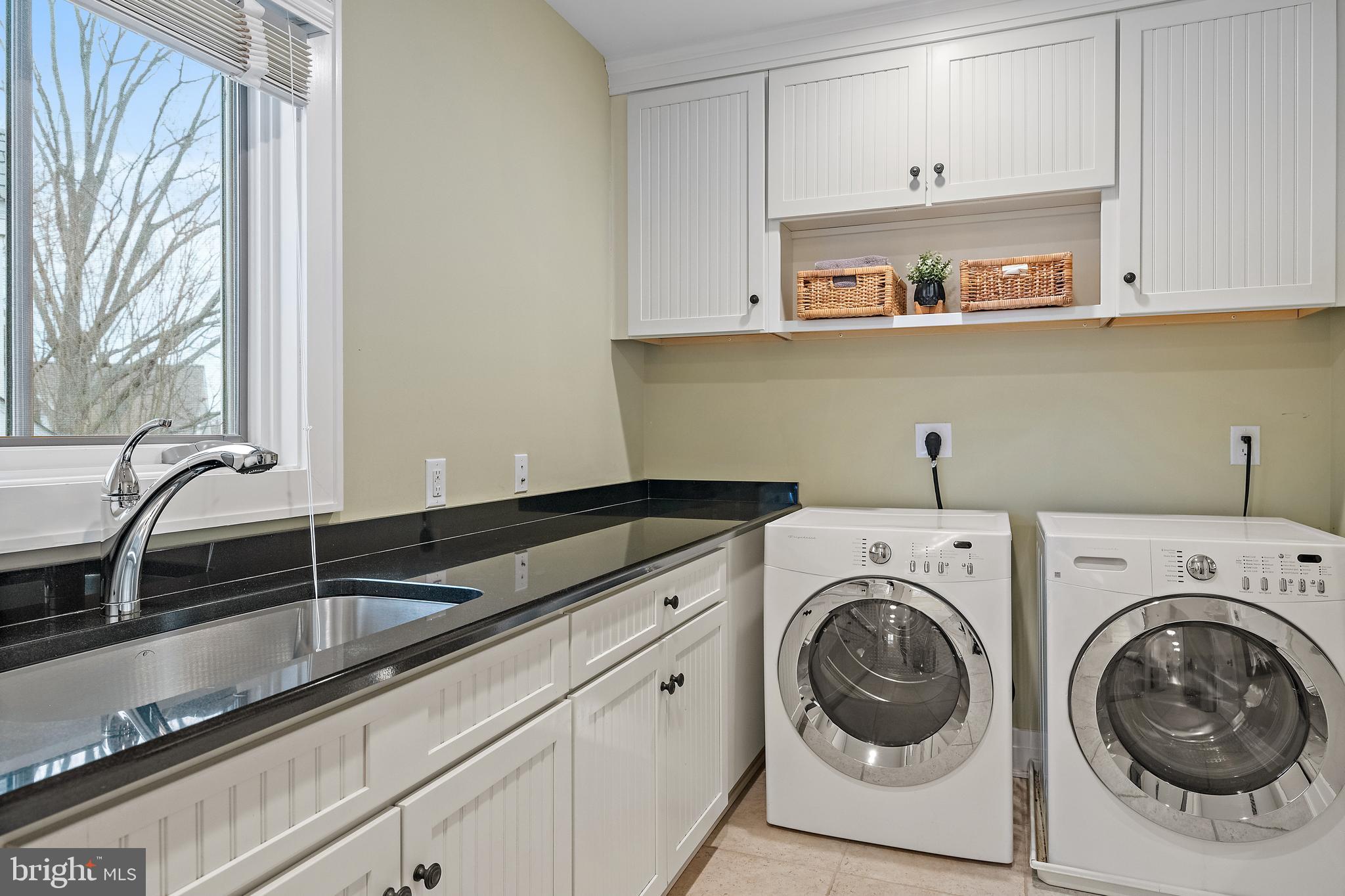 EASTPORT - Residential