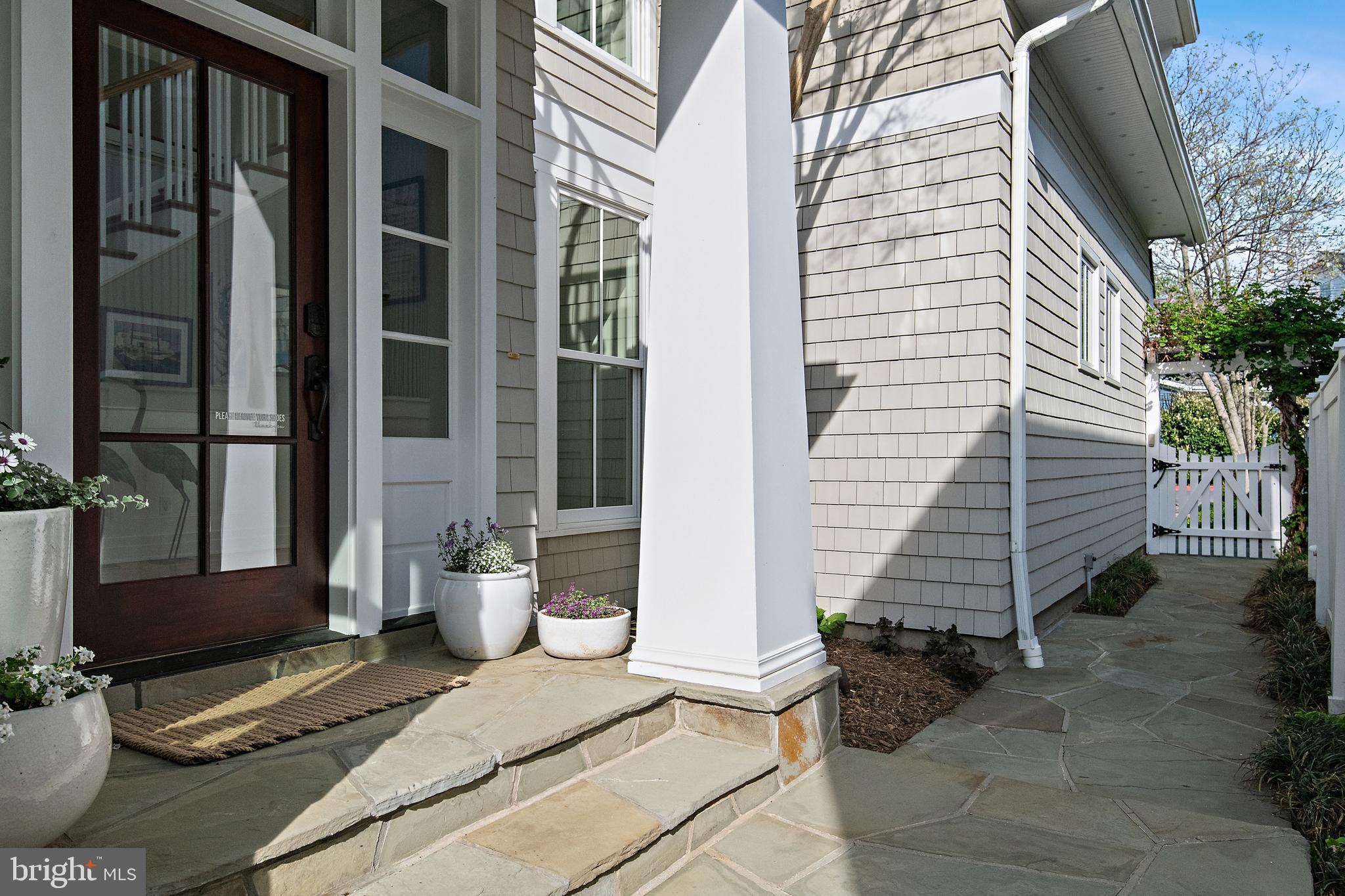 EASTPORT - Residential