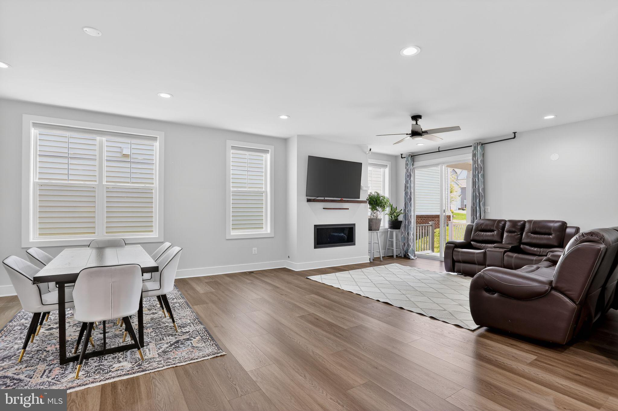 BRAMBLETON - Residential