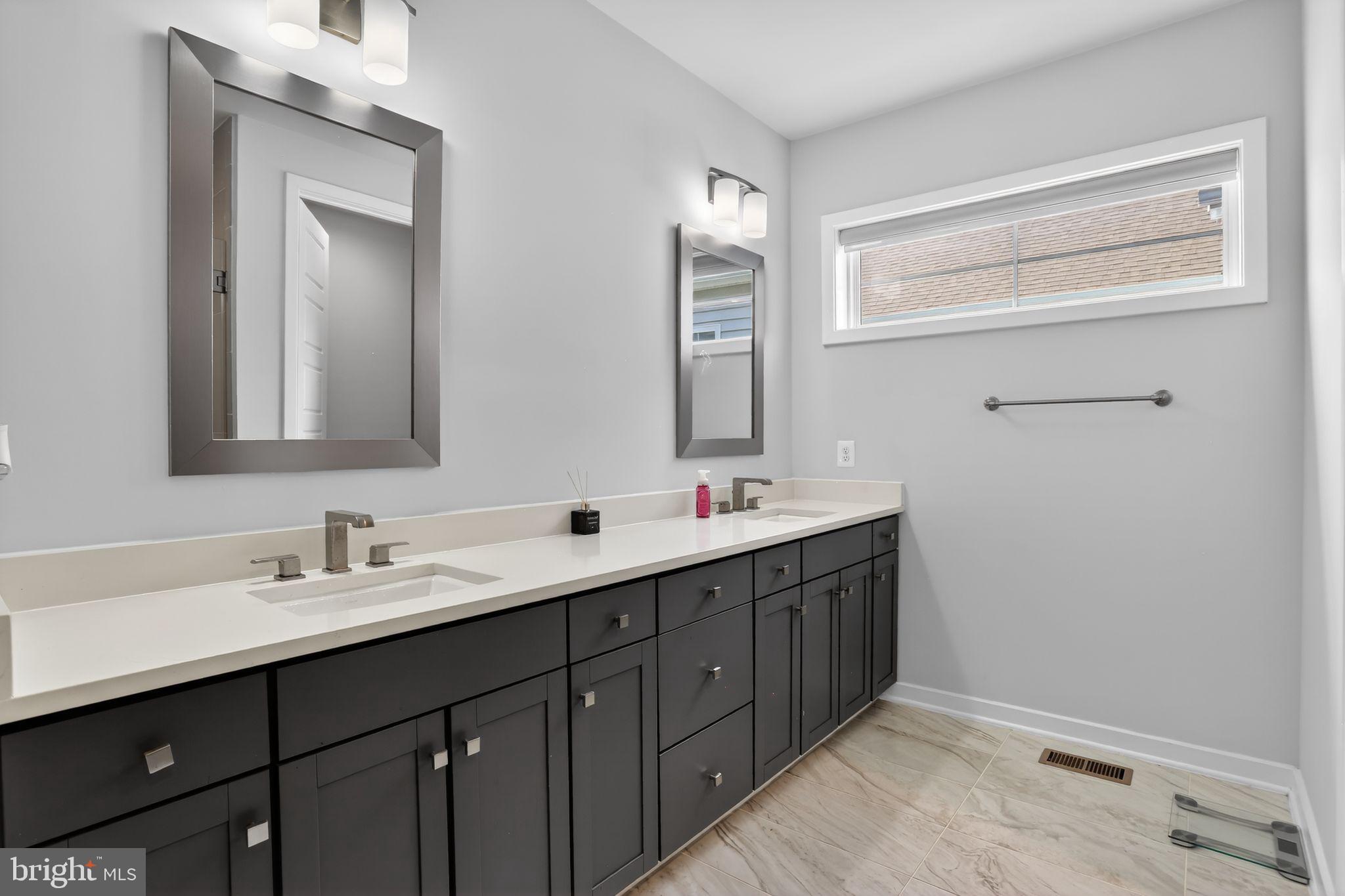 BRAMBLETON - Residential