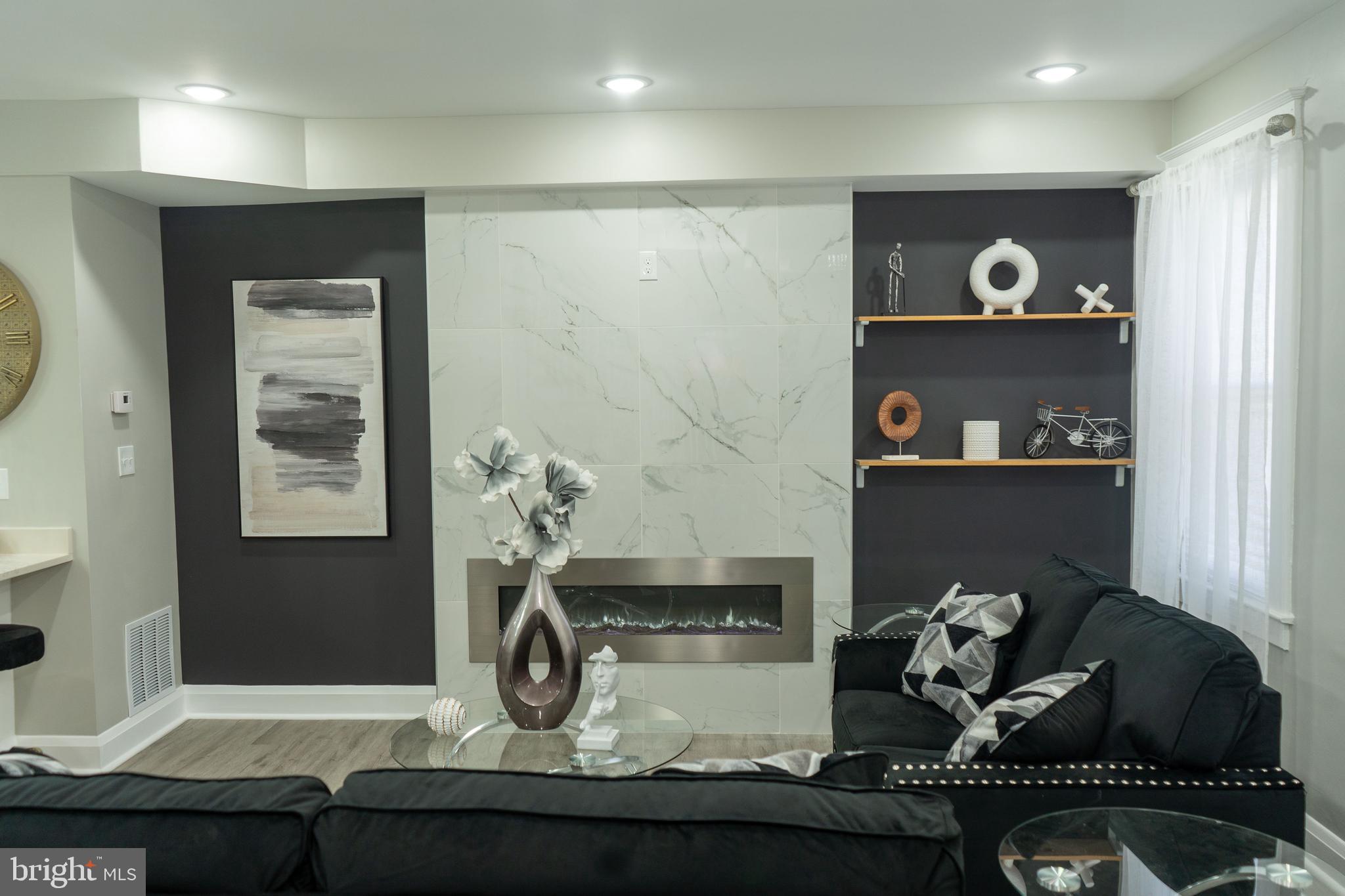 MONDAWMIN - Residential