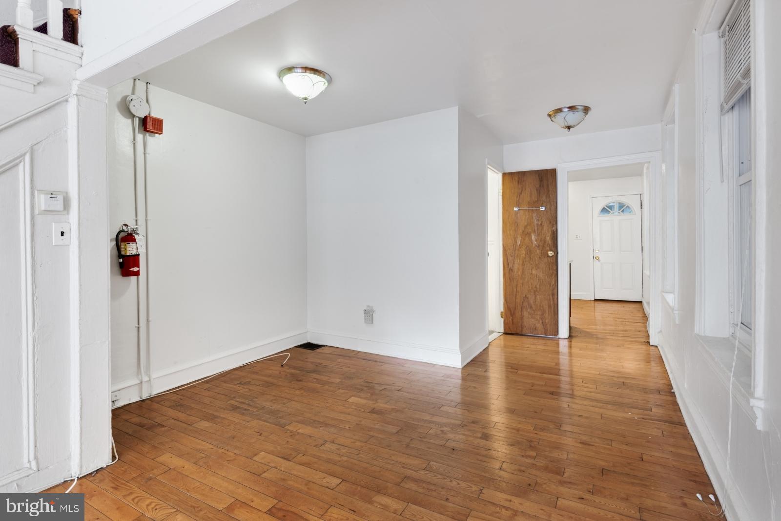 UNIVERSITY CITY - Residential Lease