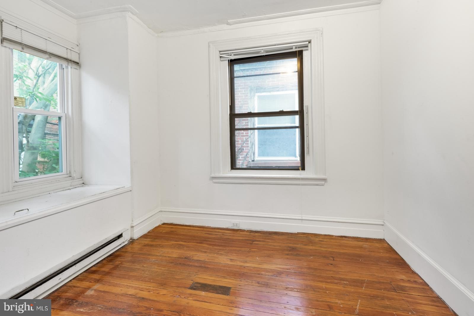 UNIVERSITY CITY - Residential Lease