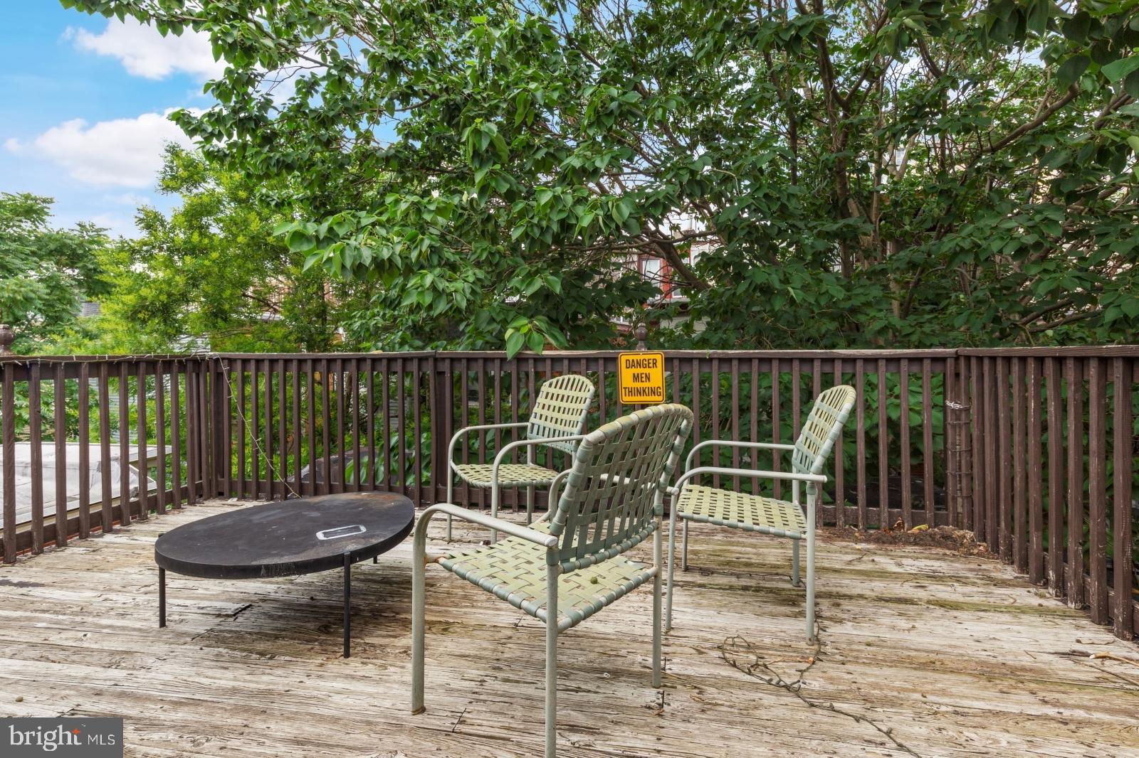 UNIVERSITY CITY - Residential Lease