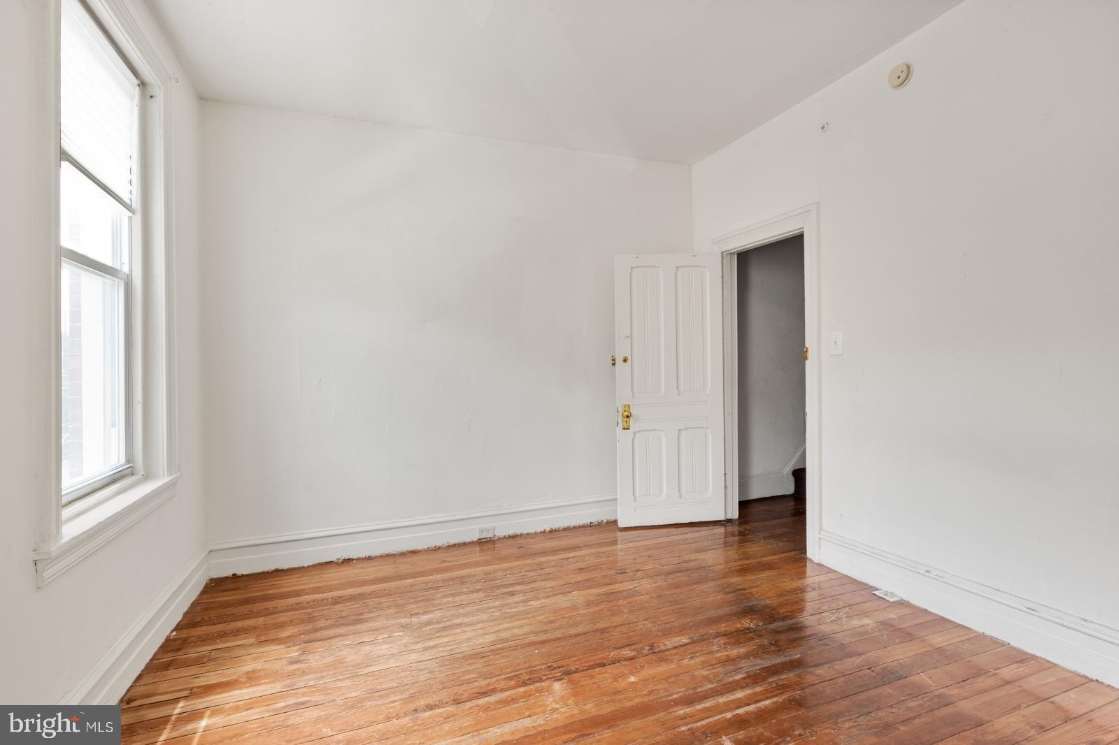 UNIVERSITY CITY - Residential Lease